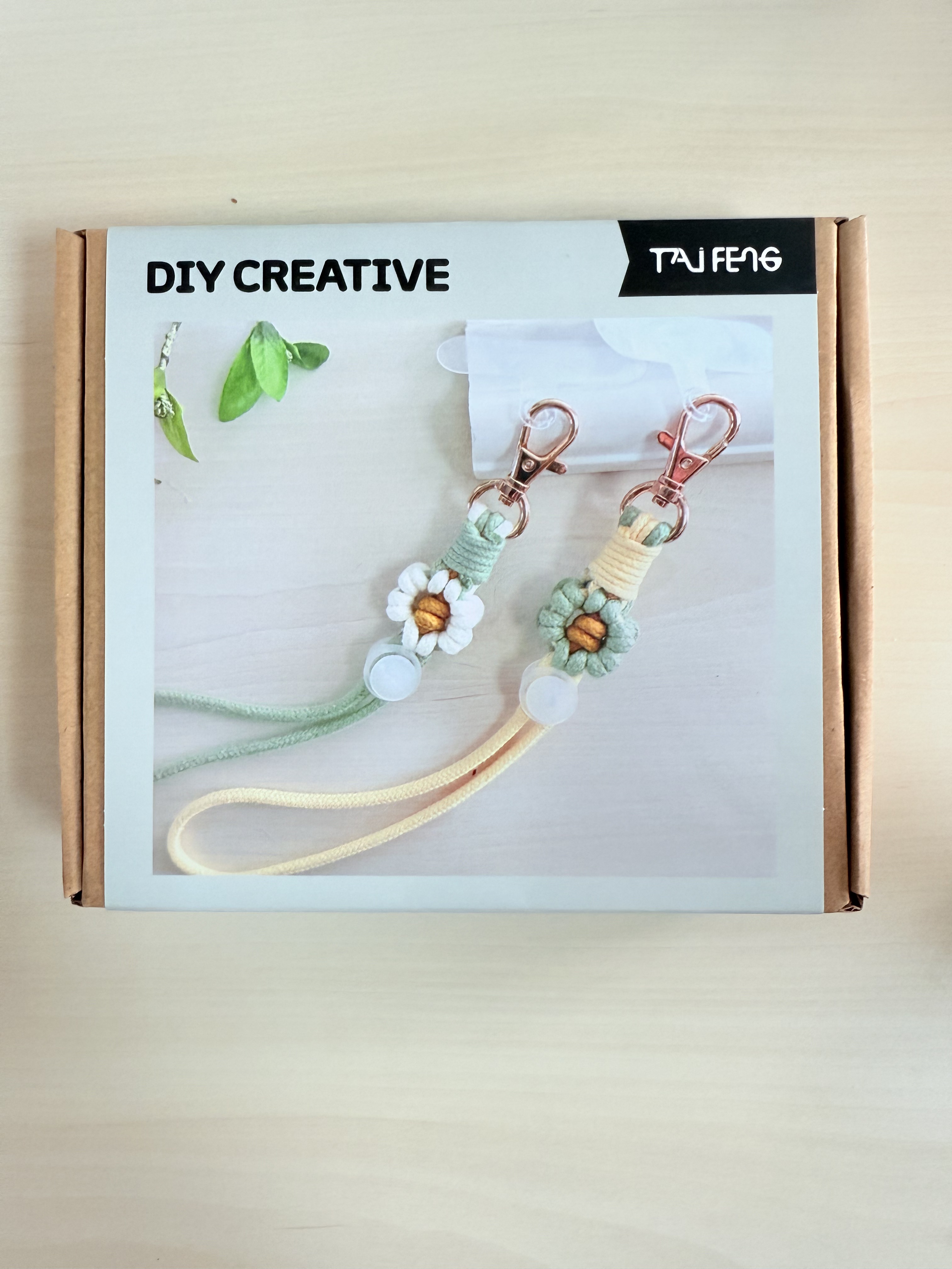 DIY string creative with key chain, key chain， ornaments with key chain