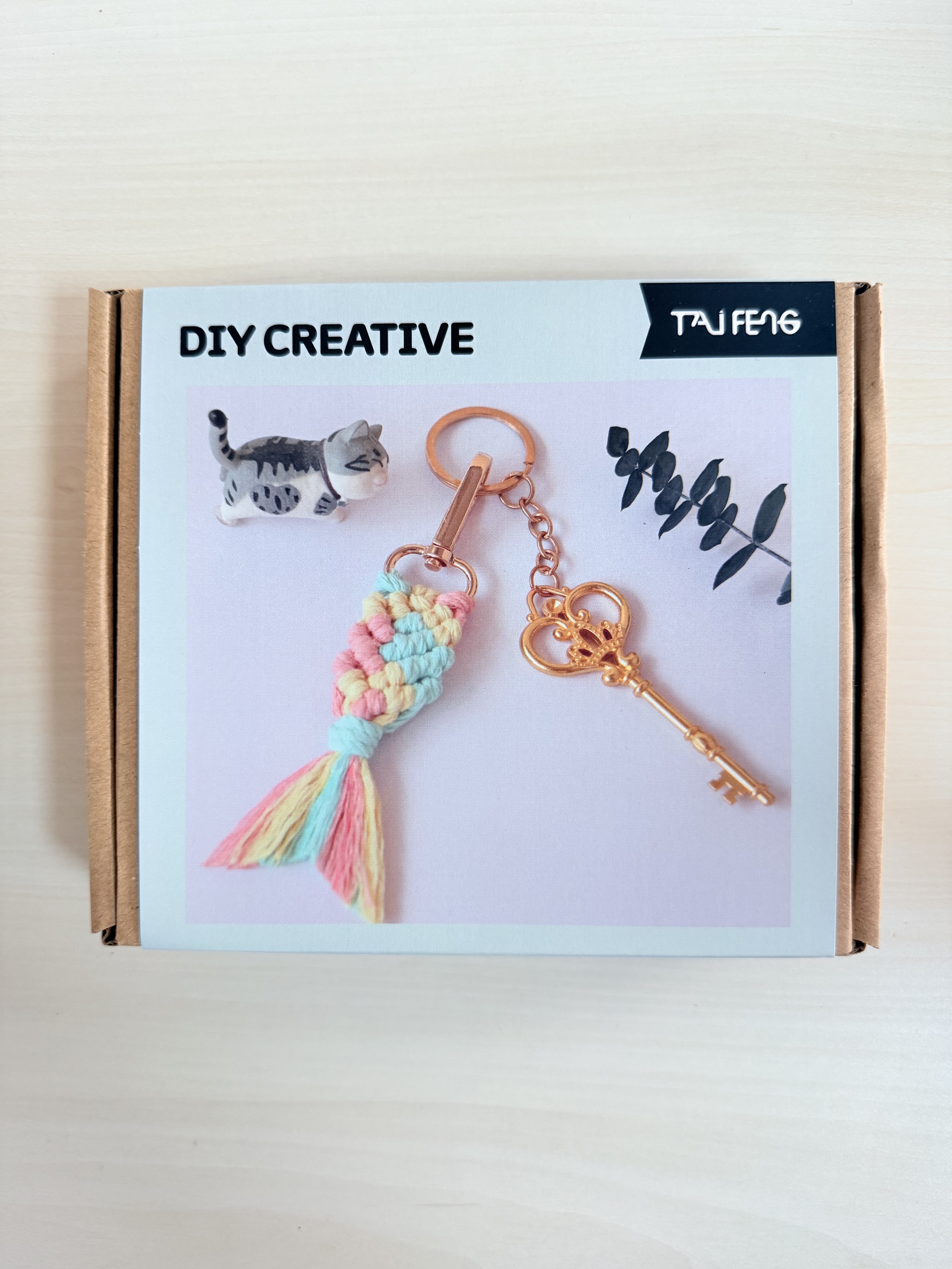 DIY string creative with key chain, key chain， ornaments with key chain