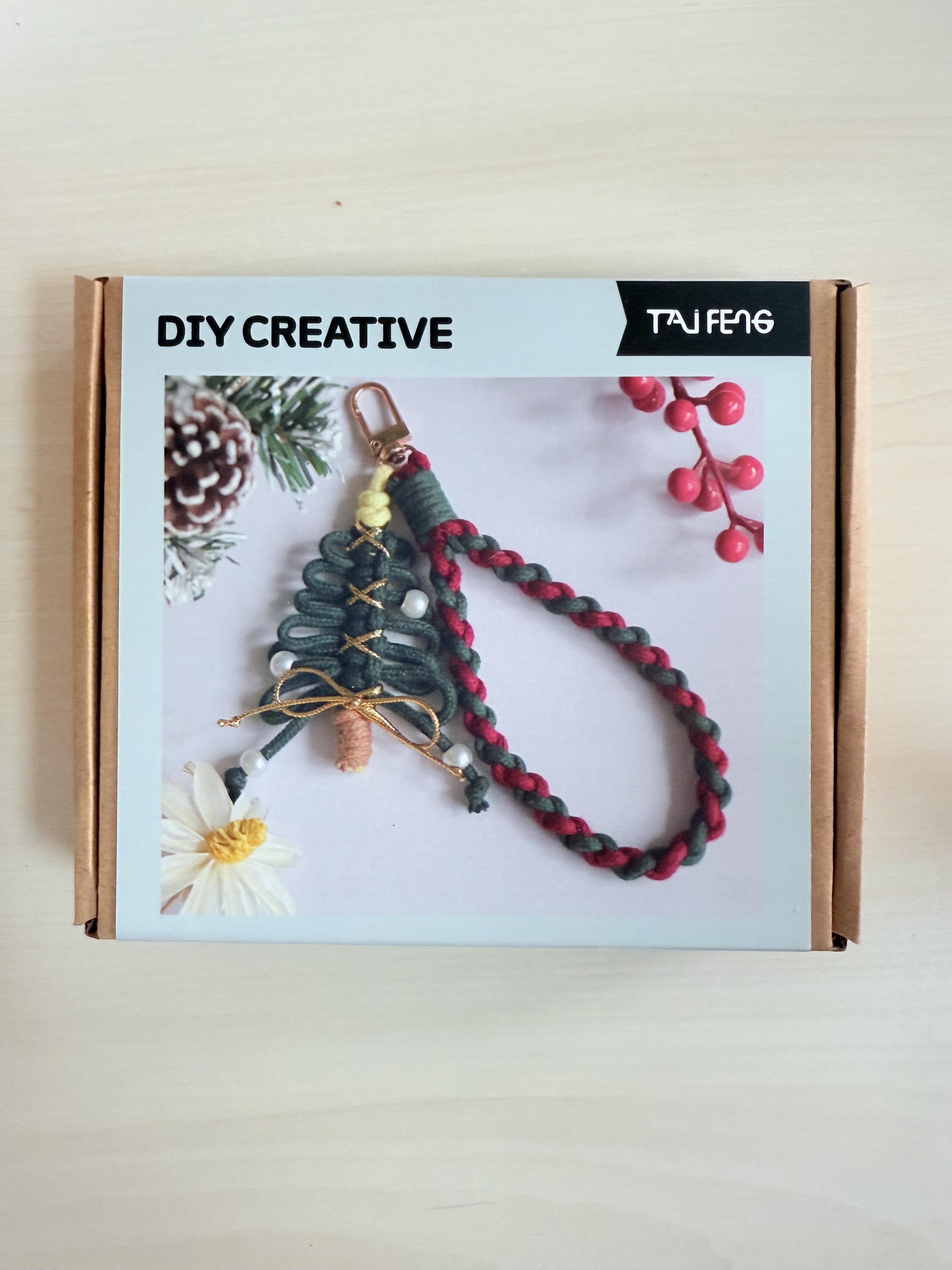 DIY string creative with key chain, key chain， ornaments with key chain