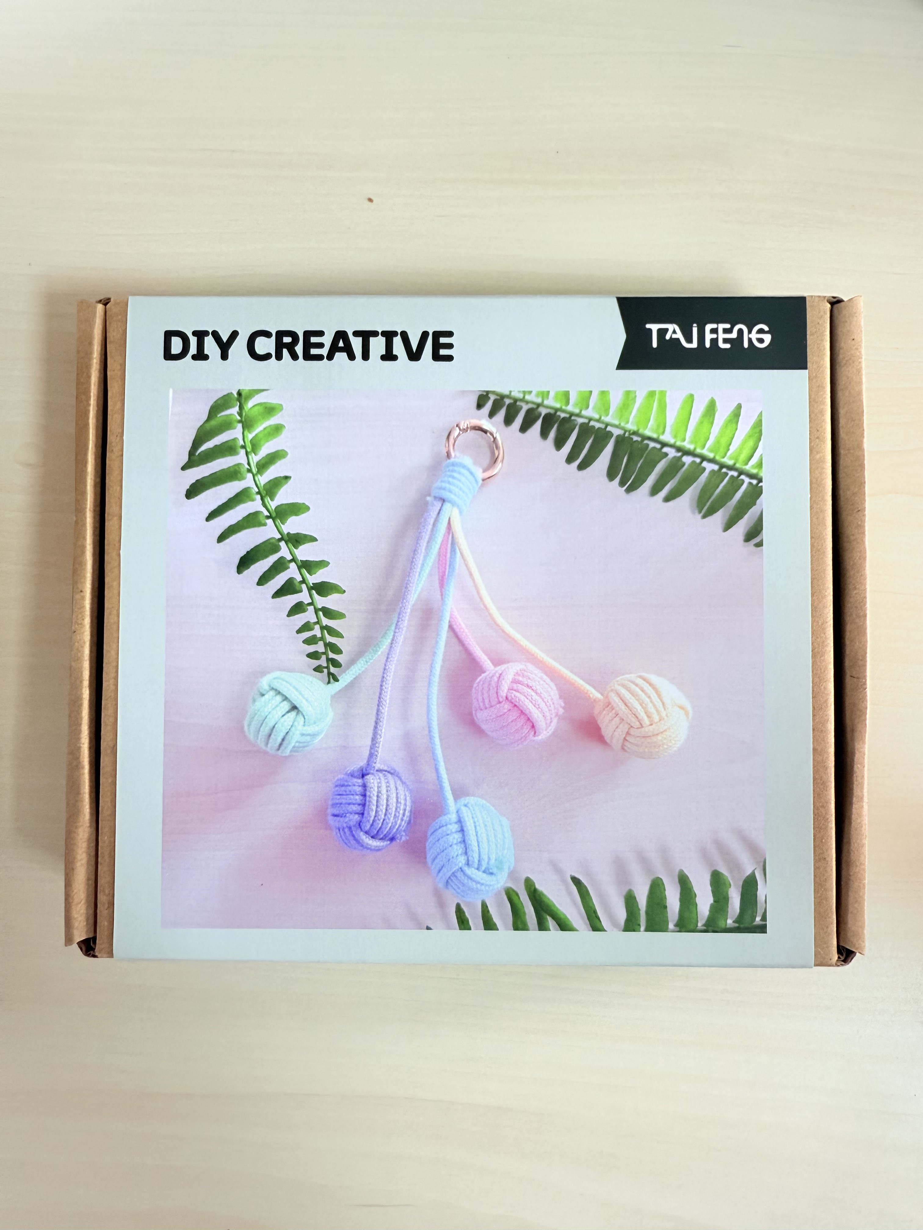 DIY string creative with key chain, key chain， ornaments with key chain