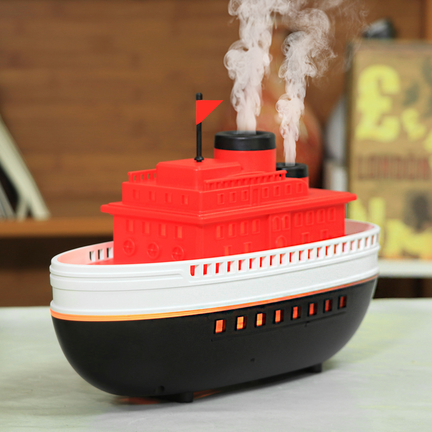 Boat humidifier and aromatherapy machine