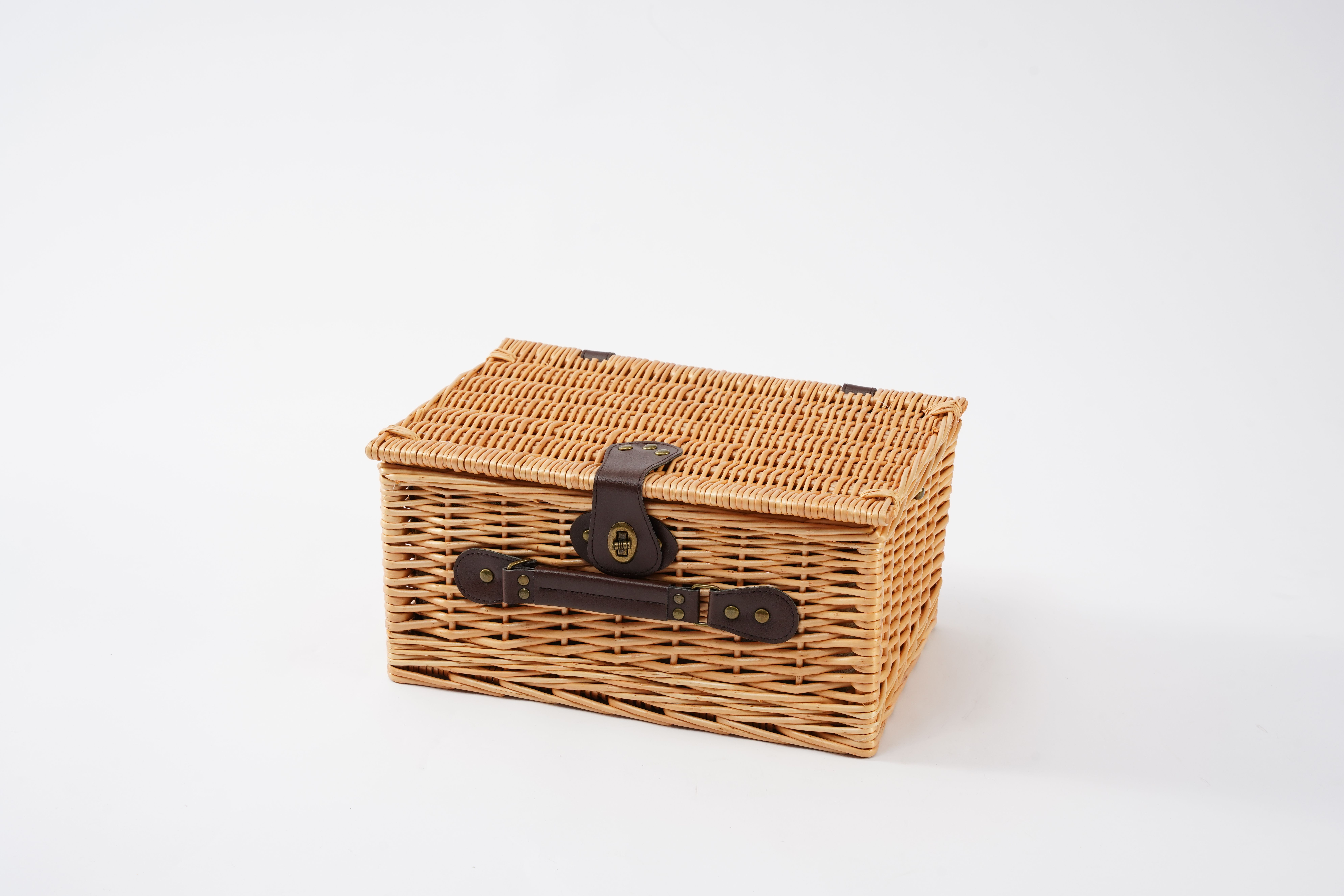 JY Willow Picnic Basket