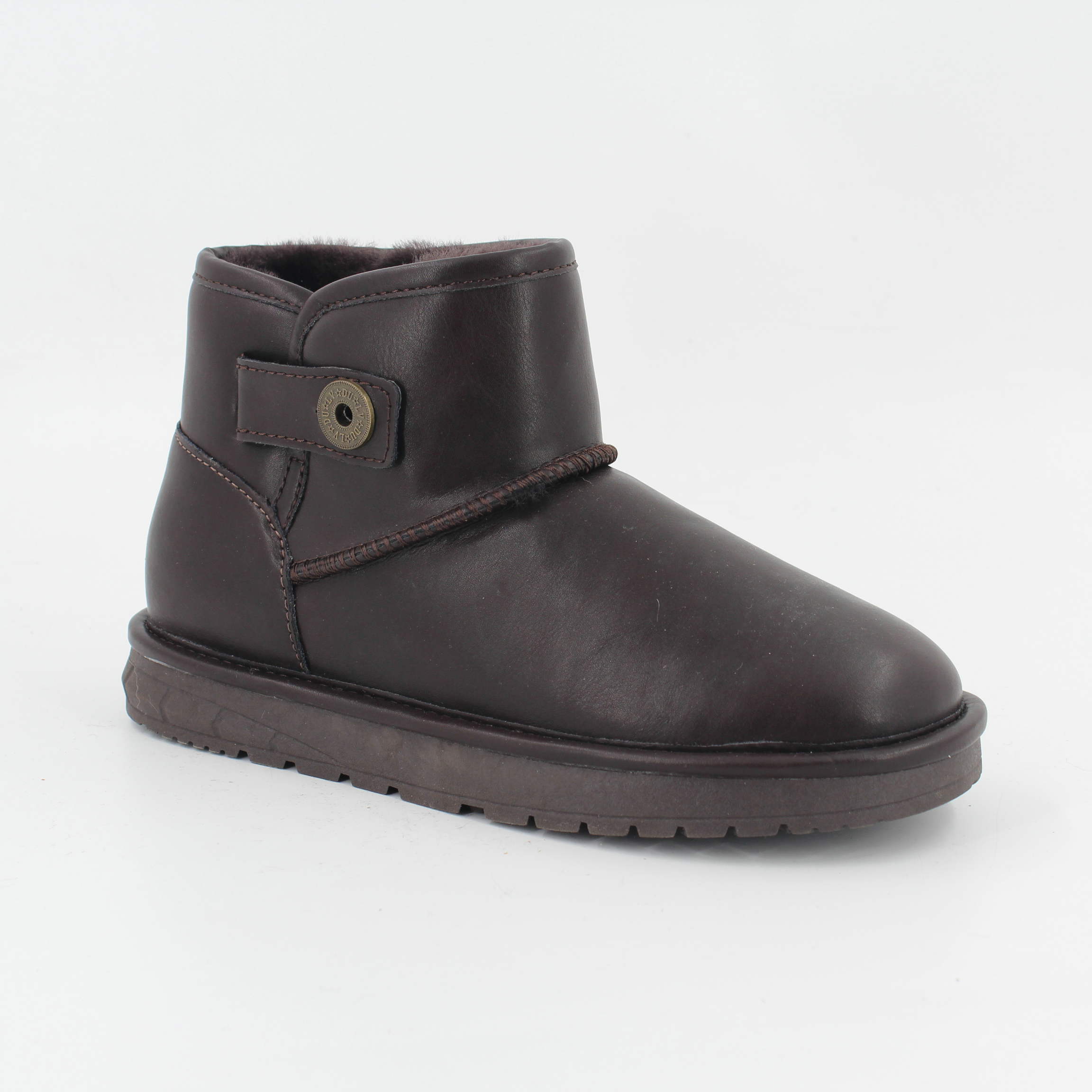 Snow boots