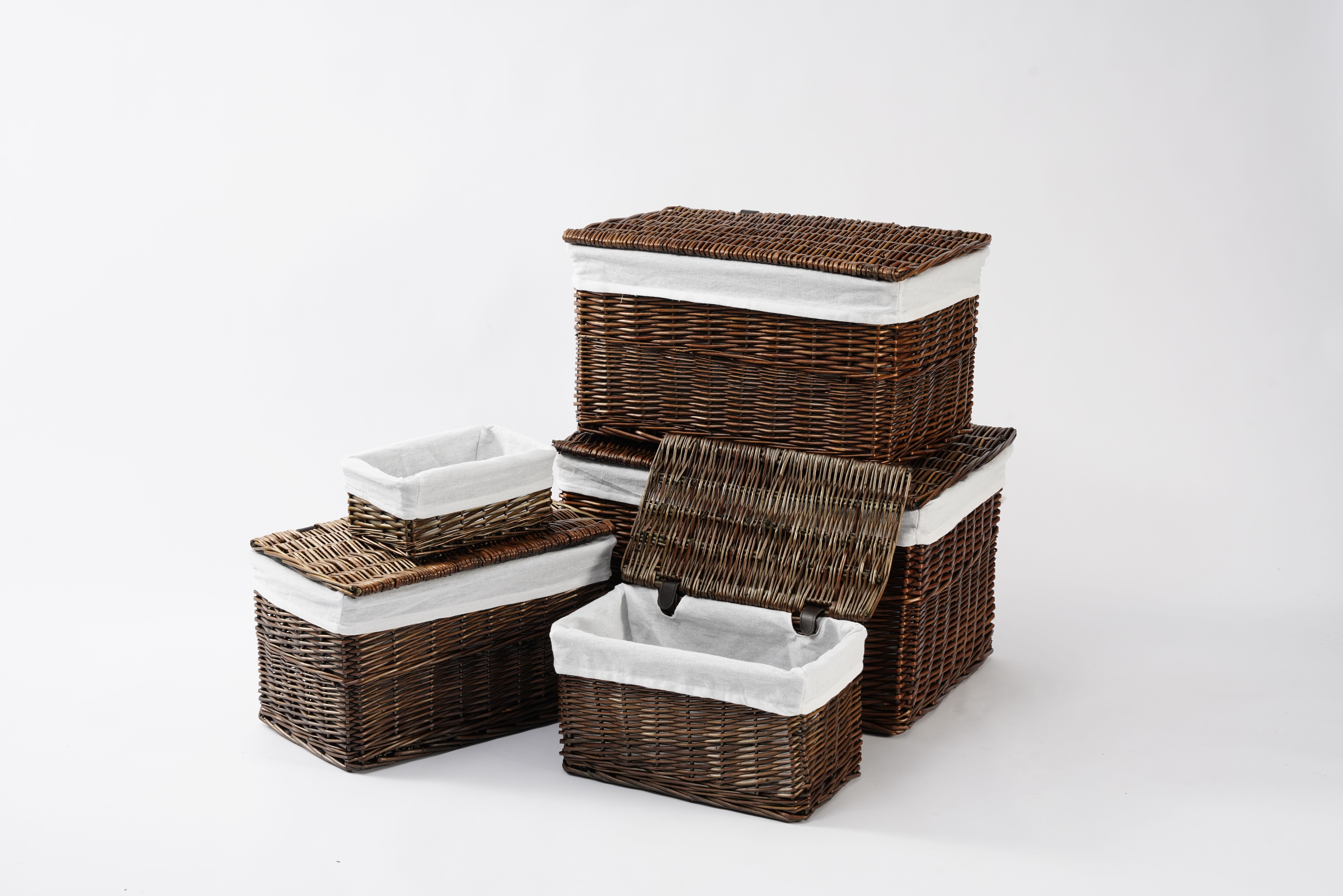 JY Willow Laundry Basket