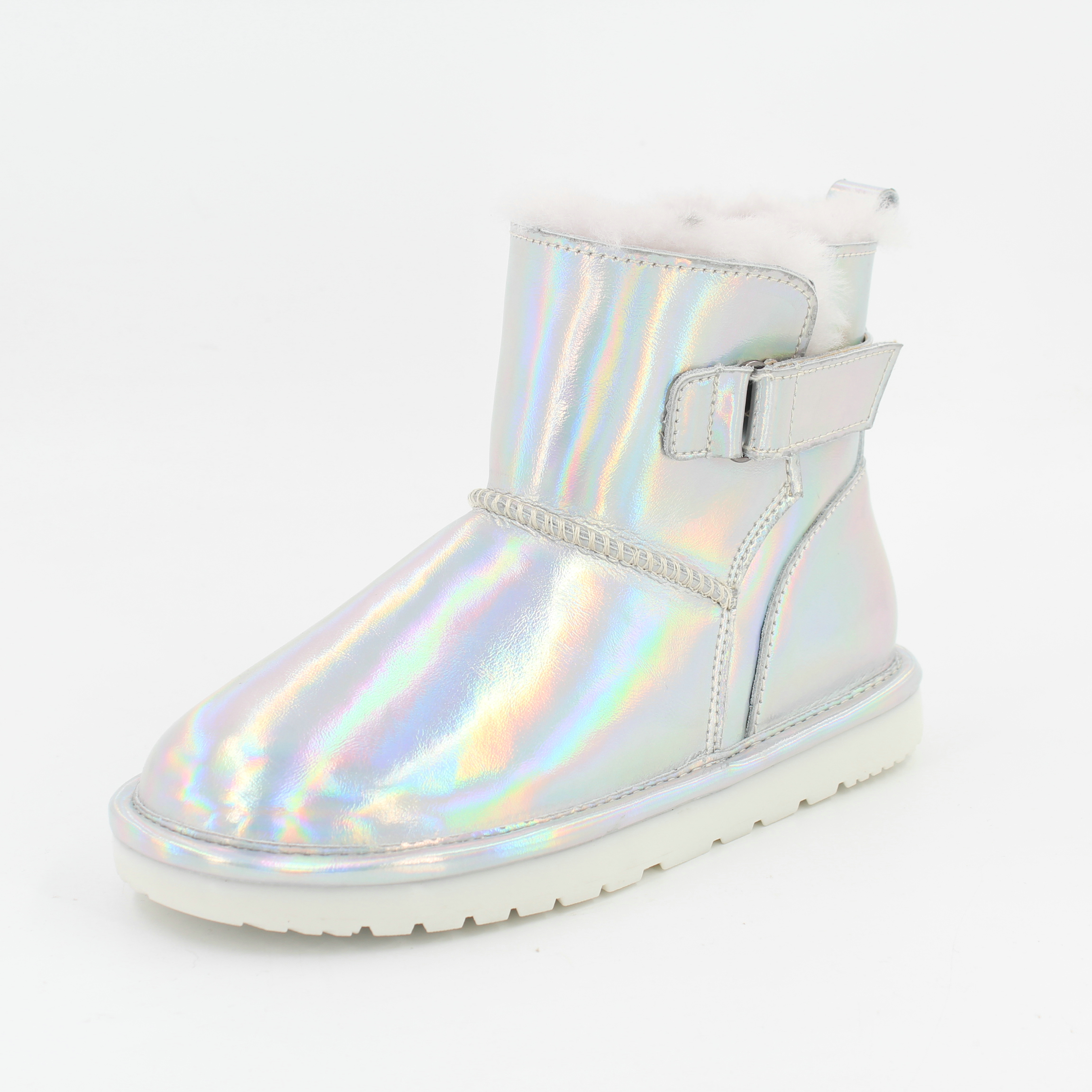 Snow boots