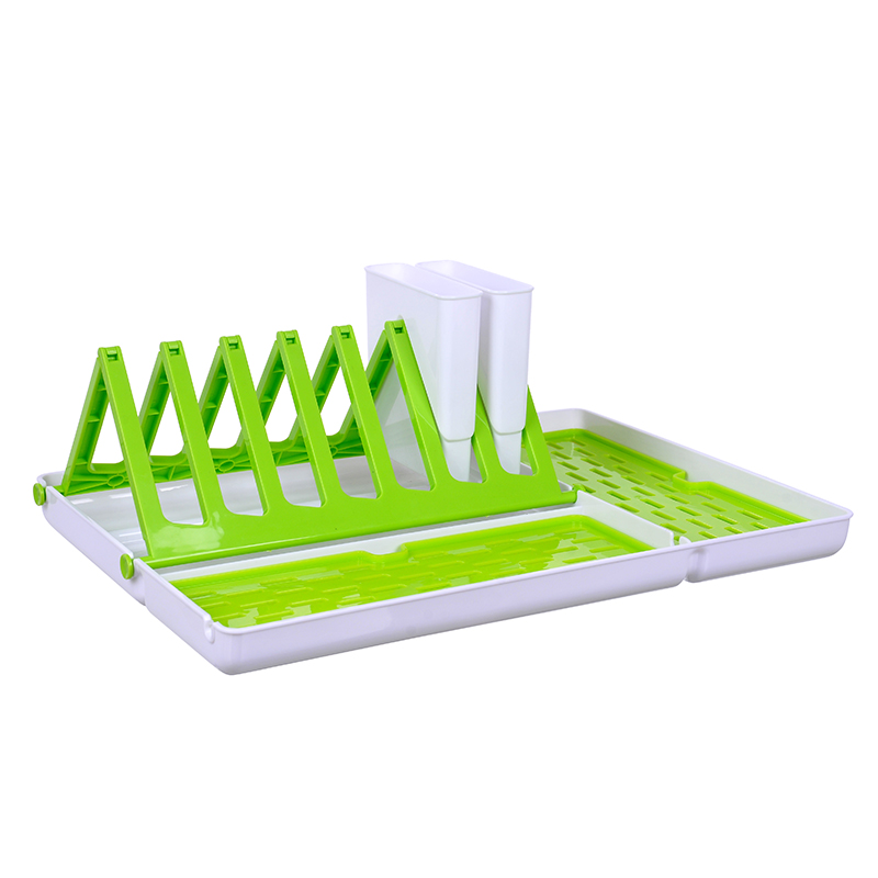Tableware storage and draining in one