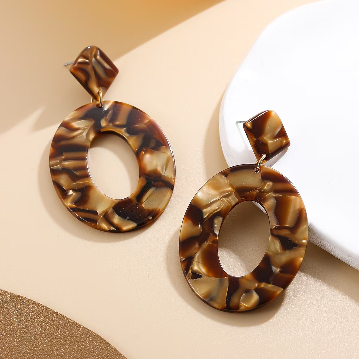 Cross border acrylic acetate sheet marble patterned tortoiseshell earrings from Europe and America