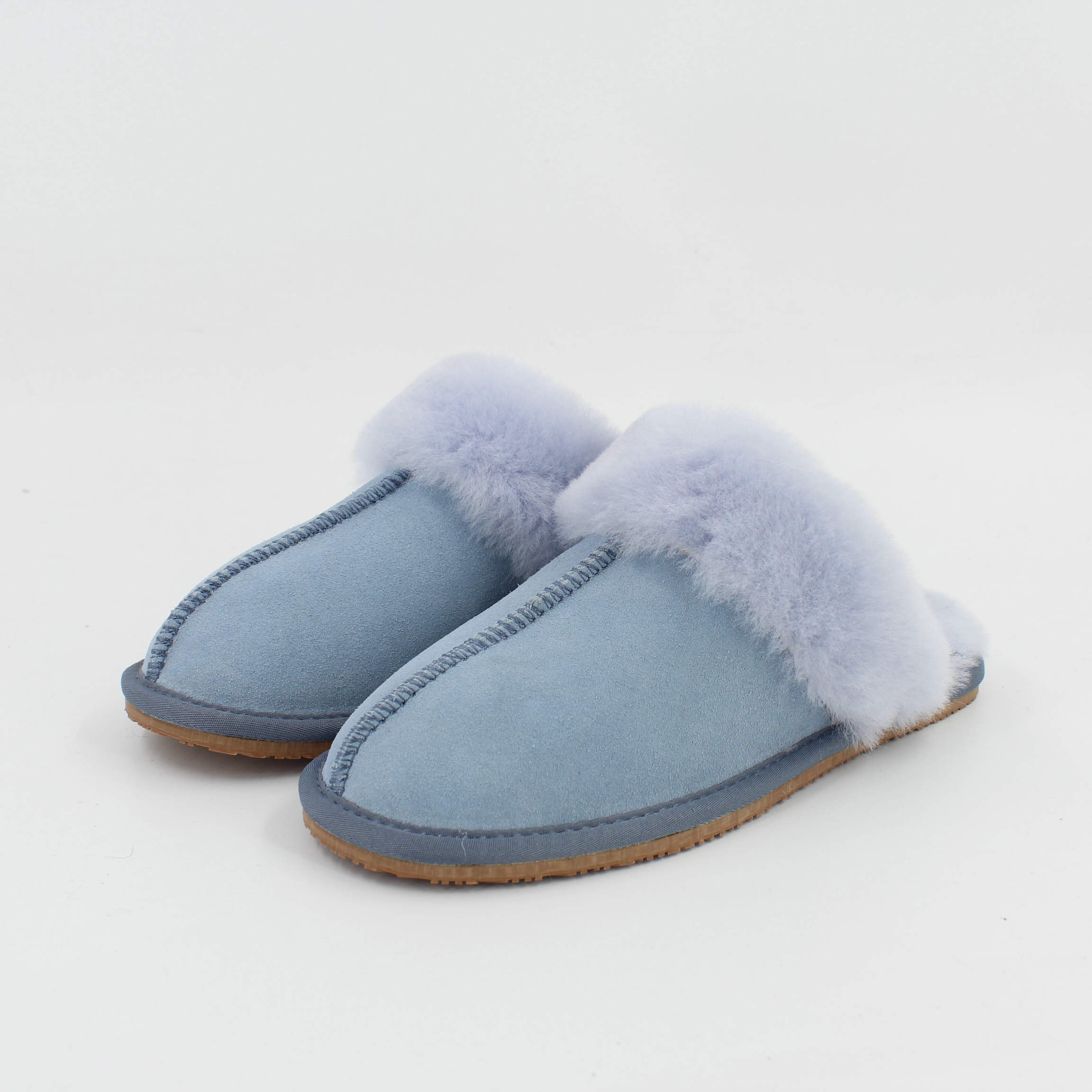 Snow boots