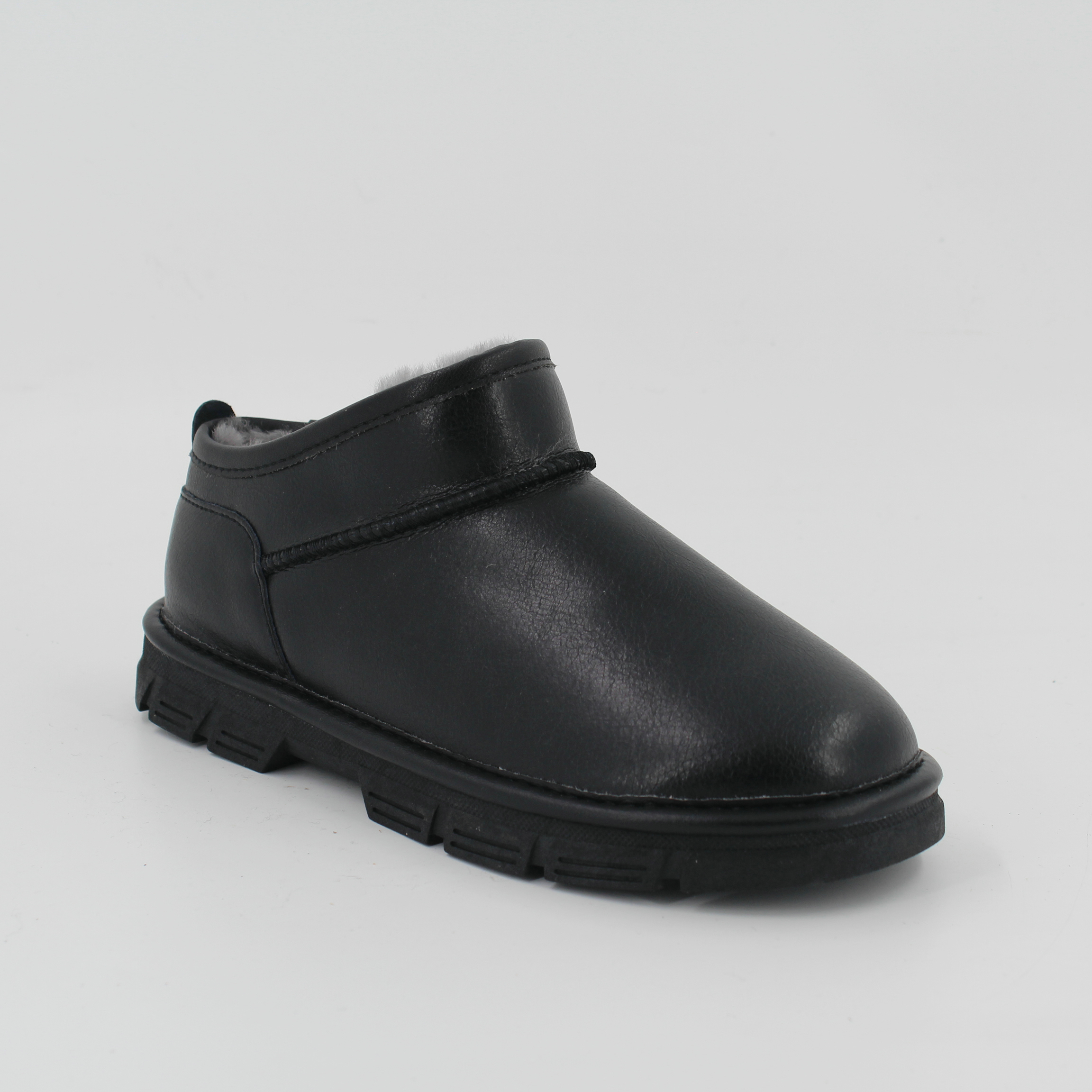 Snow boots