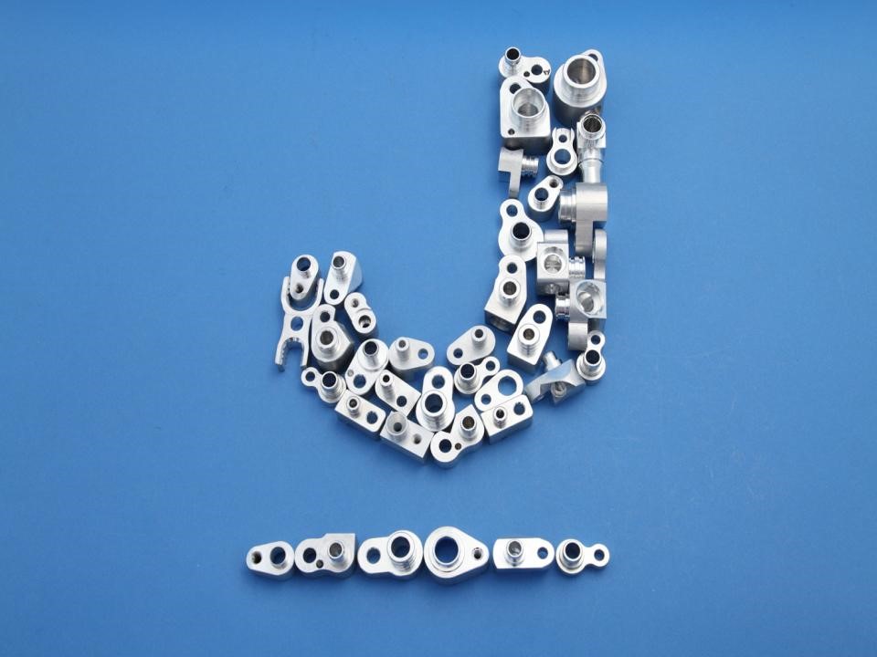 Automobile air conditioning connector