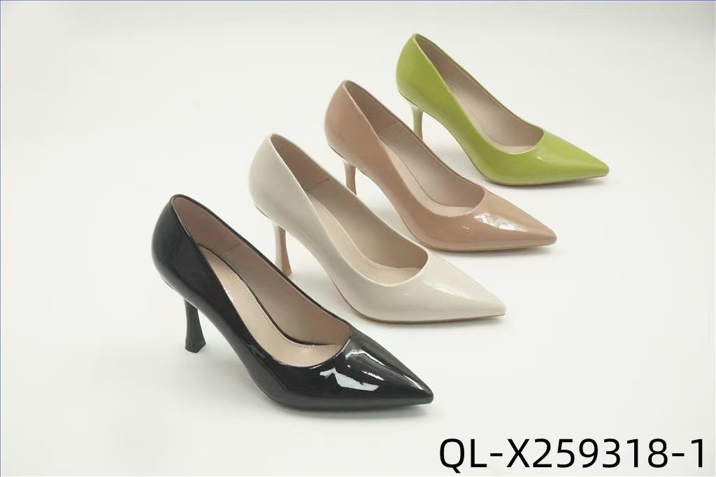 Ladies fashion shoes