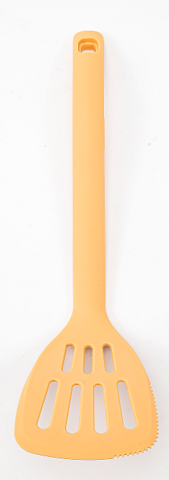 Slotted turner