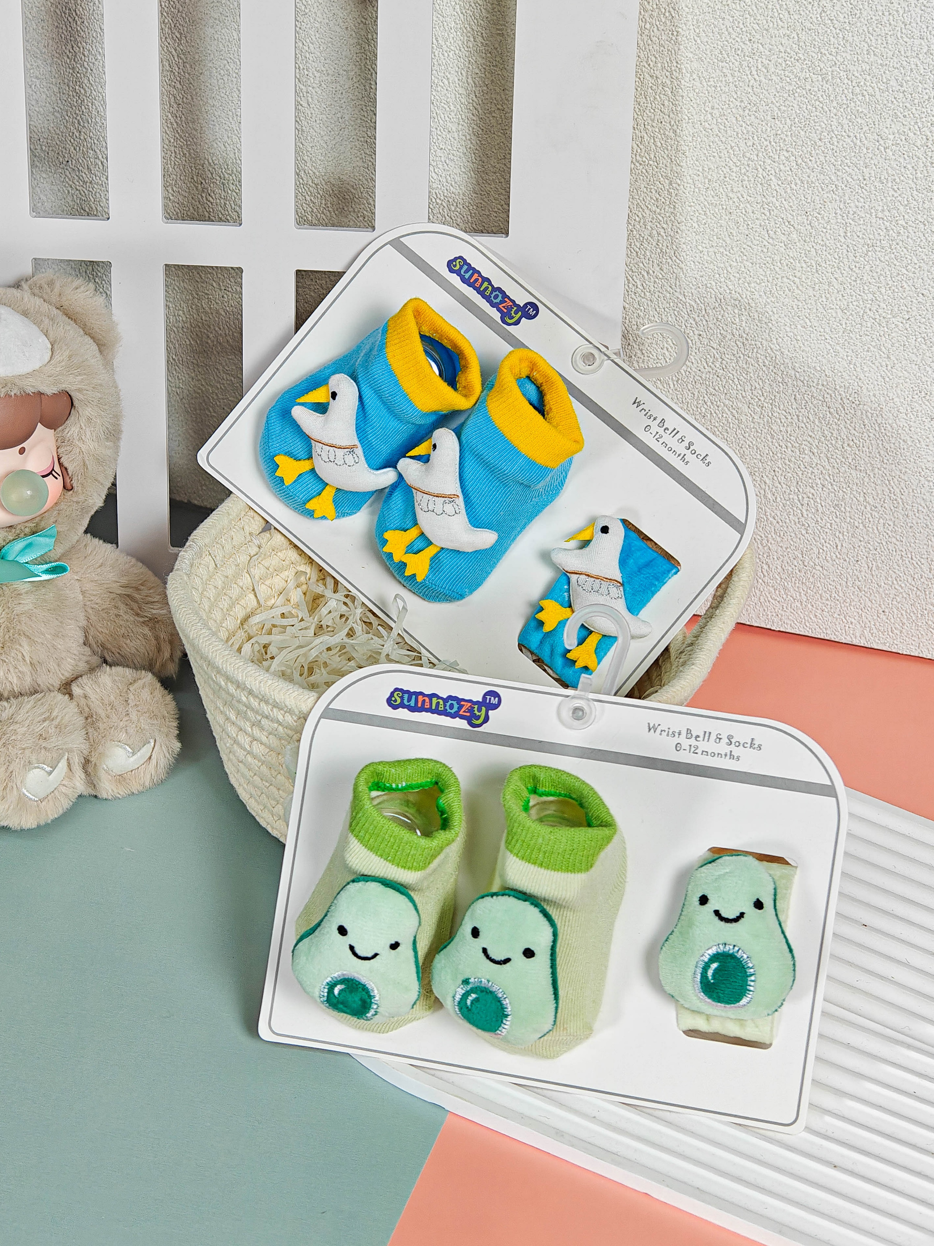 Yuesheng Baby 3d Toys&rattle Frill Socks Wristband Set Grip And Anti-Slip Socks For Boys And Girls