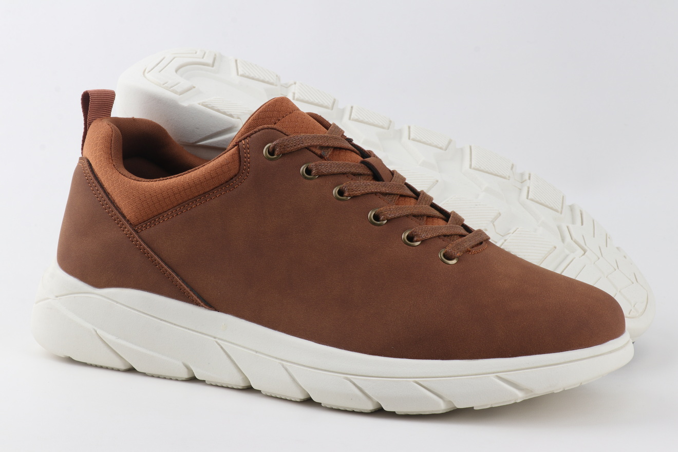 Men's casual shoes
