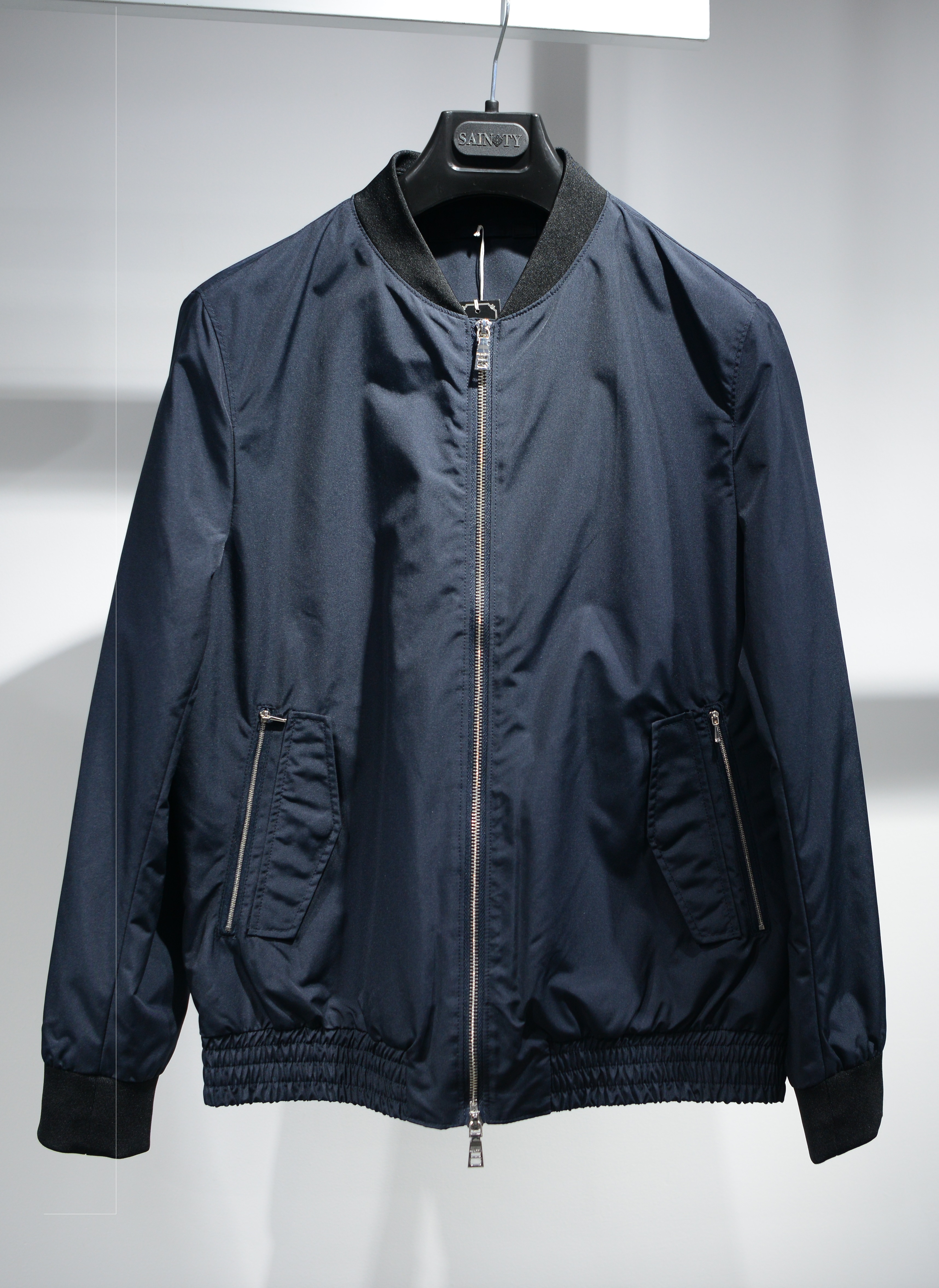 Men's outwear