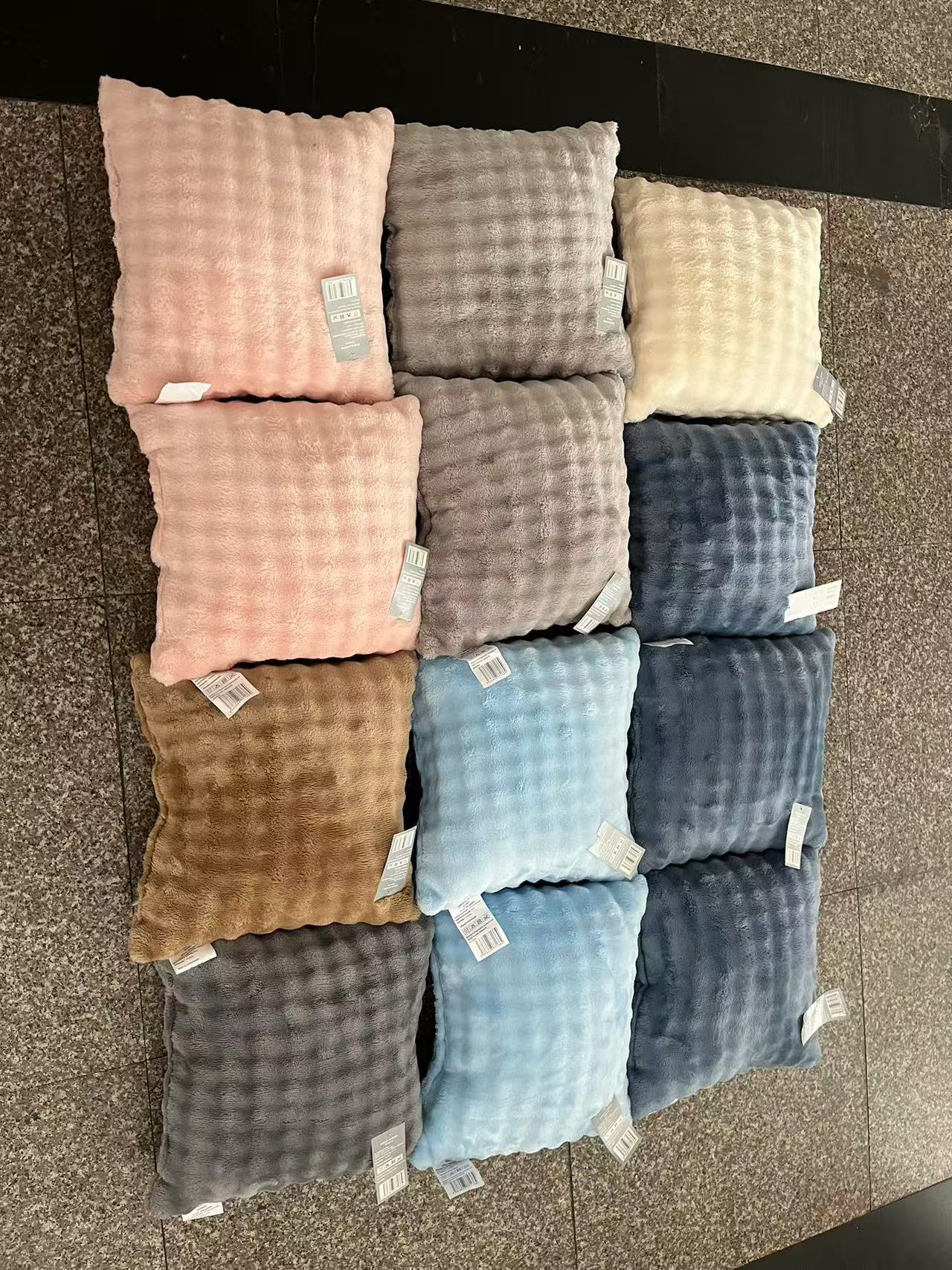 3d Bubble Flannel Cushions