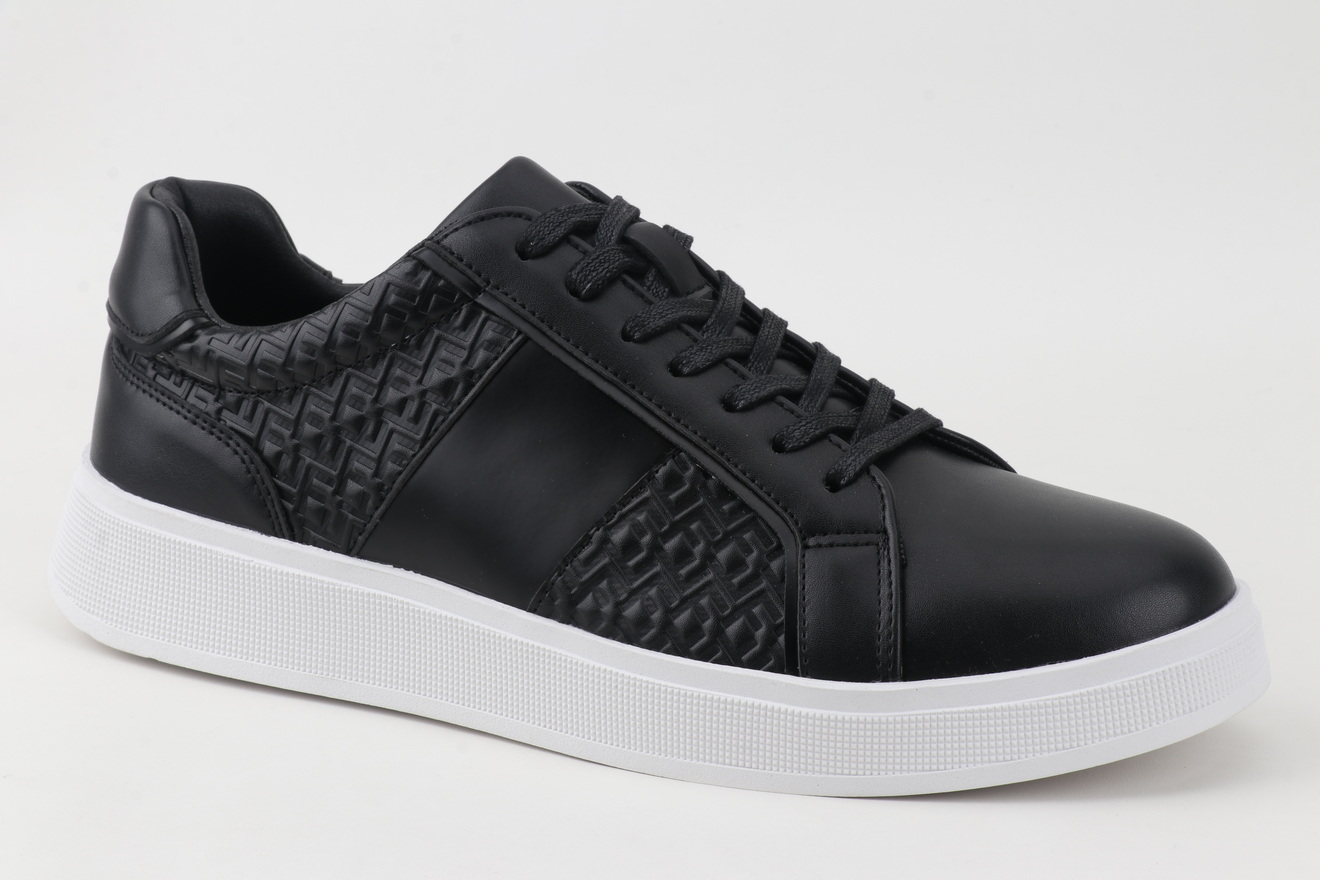 Men's casual shoes
