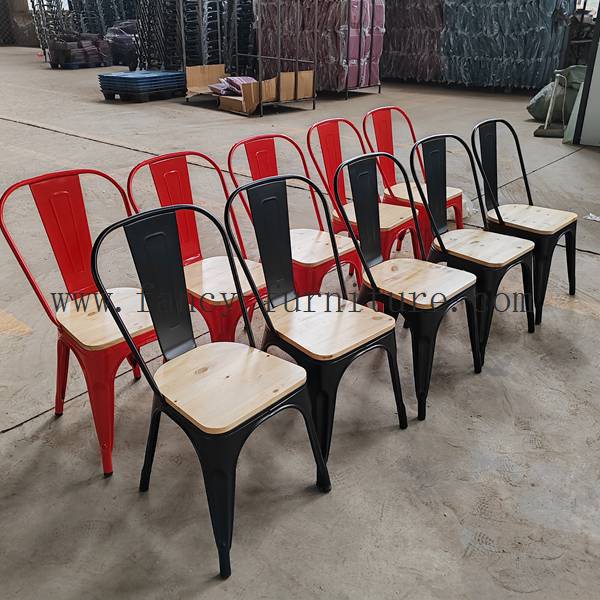 Cafe Restaurant Durable Modern Tolix Dining Chair Industrial Design Stackable Iron Wholesale