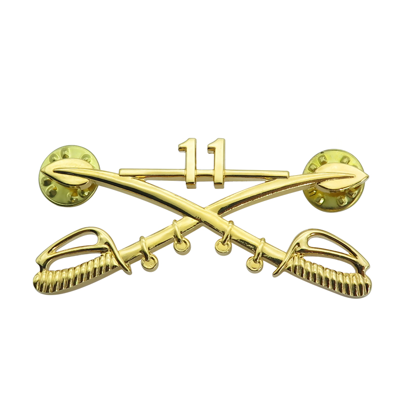 Zinc Alloy Gold Silver Hollow 3D Design Metal Badges