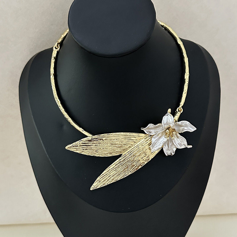 European and American fashionable personalized metal bead necklace