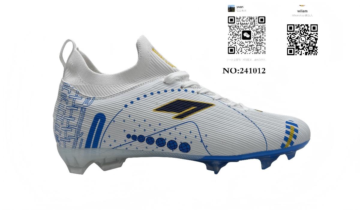 High quality professional training football shoes