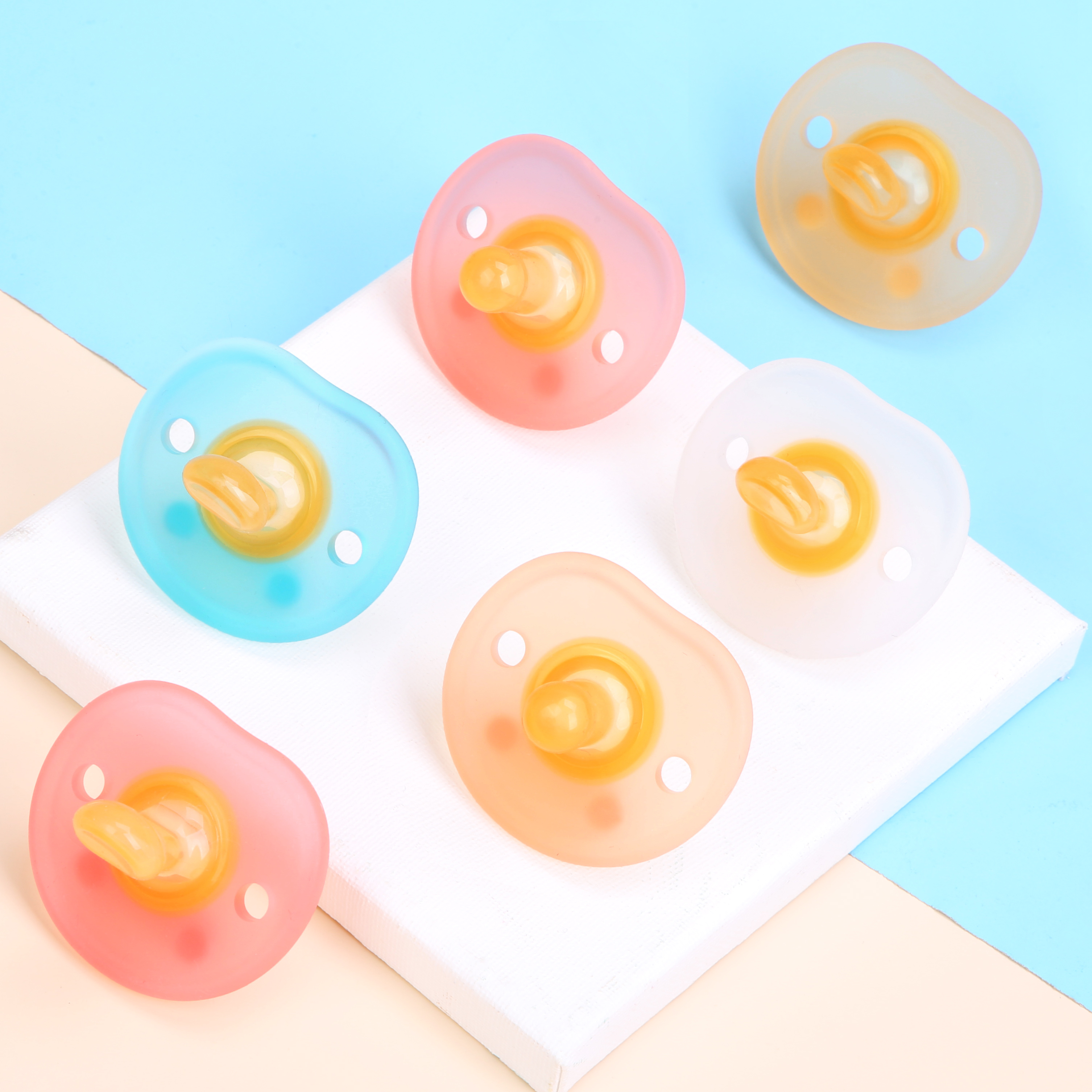 Pacifier Clip Wood Silicone Baby Pacifier Holder Schnuller Baby Pacifier for Food Grade Silicone