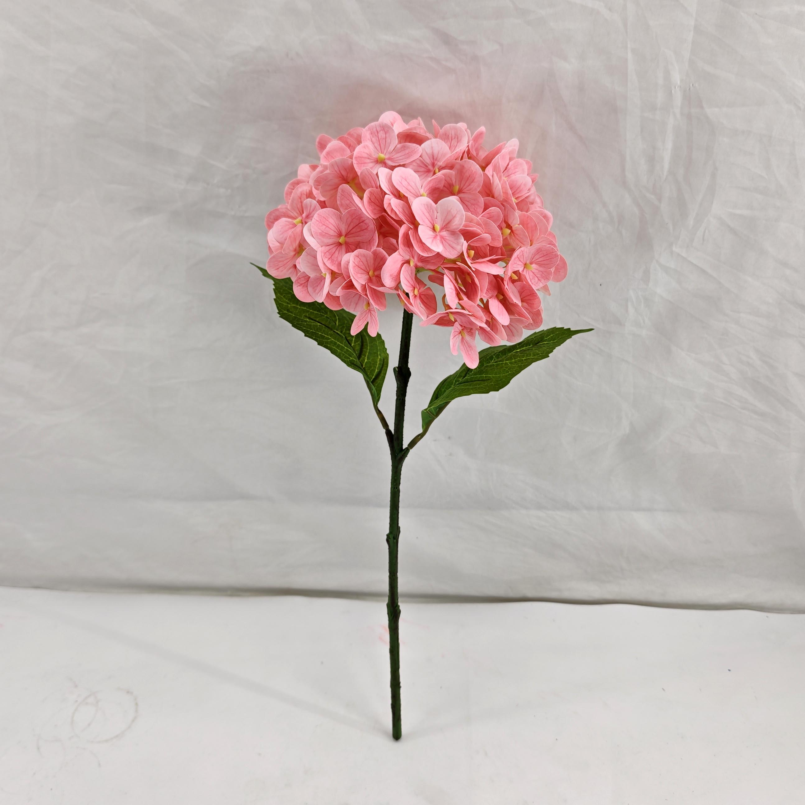 Wedding supplies Eternal flower Hand feel effect Christmas gift lily flowerhydrangea