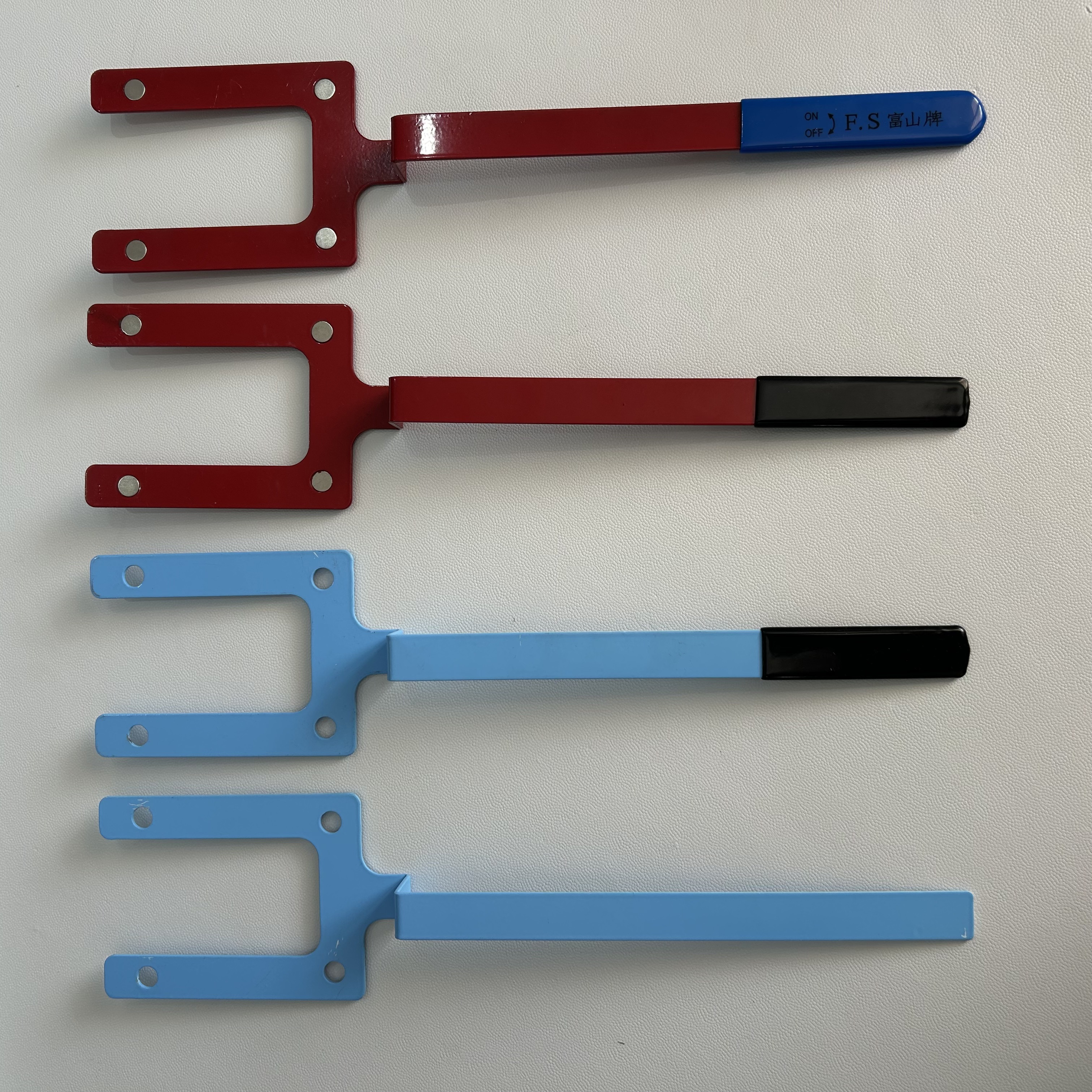 Magnetic Metal Spray Out Card Holder