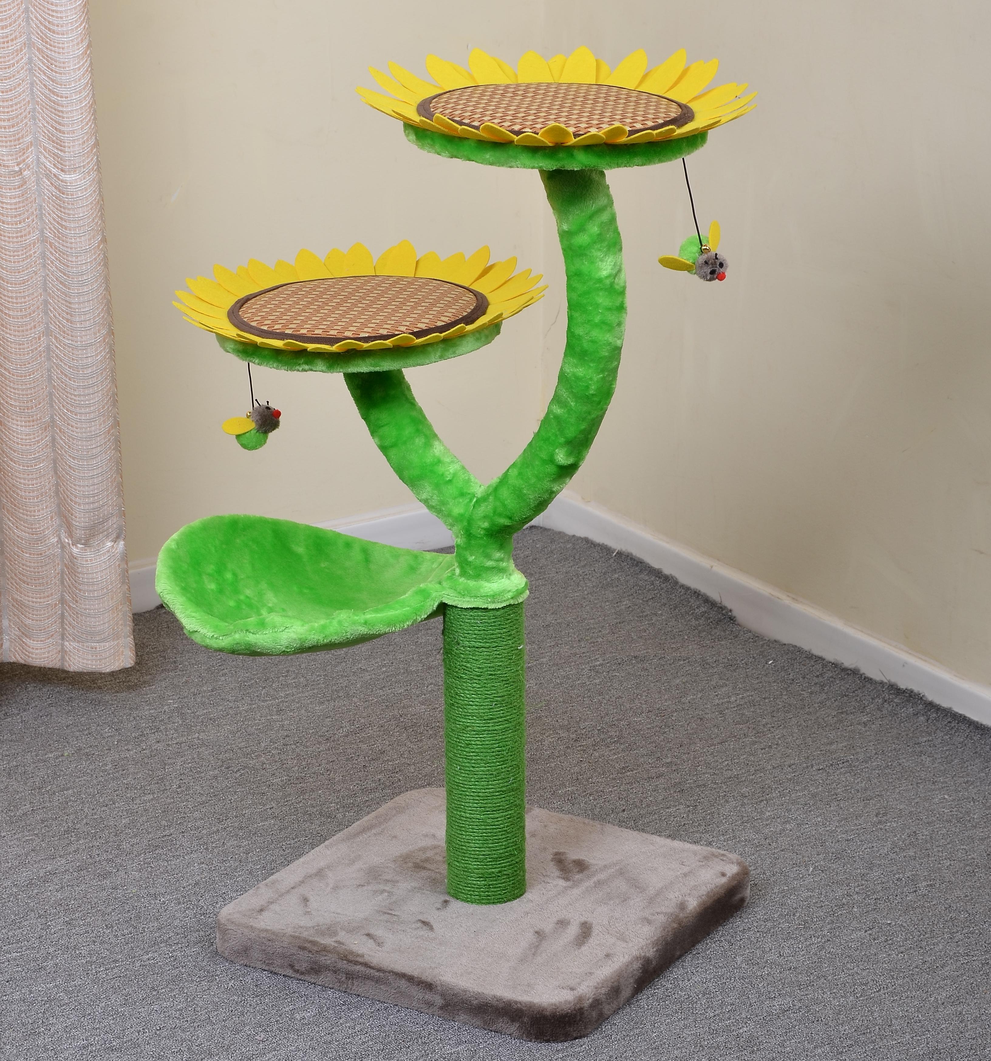 Cat scratching tree