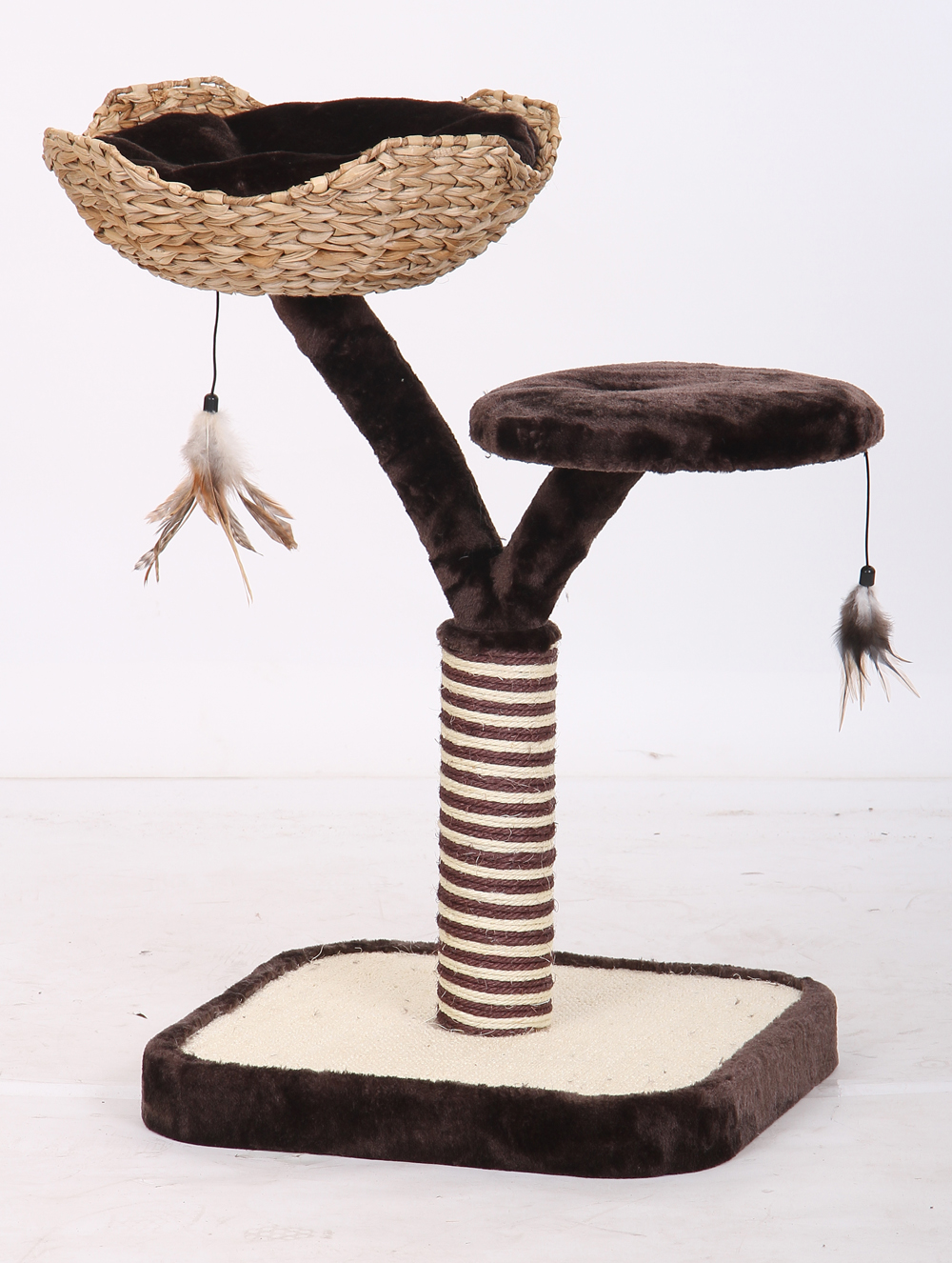 Cat scratching tree