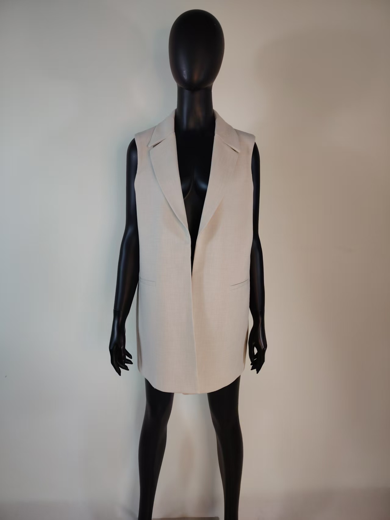 Ladies Uniform ,ladies Working Sets , Ladies Sets , Ladies Jackets , Ladies Vest ,ladies Pants