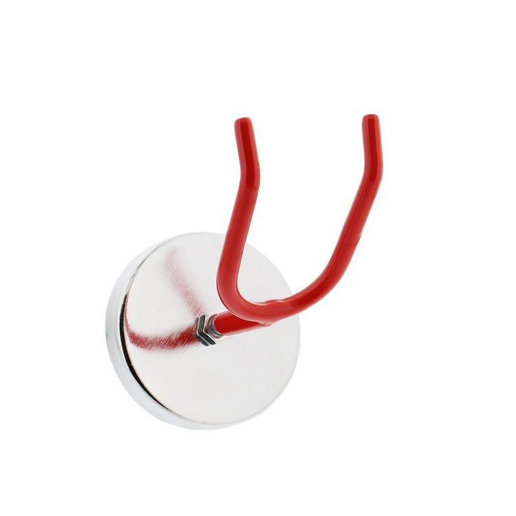 Magnetic spray gun holder