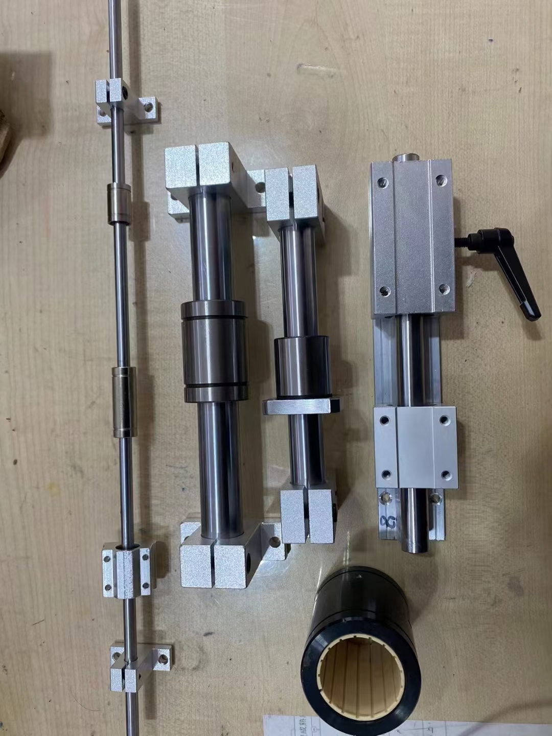 Bearings ball bearings roller bearing pillow blocks linear shaft guide rails