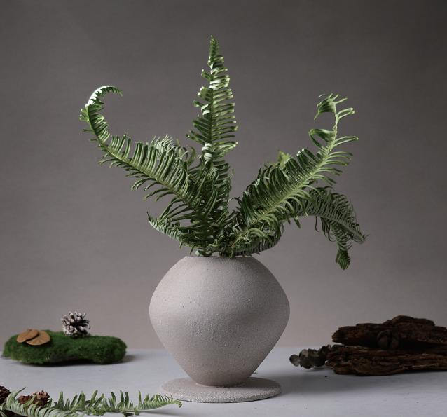 Vase, recycled ceramic