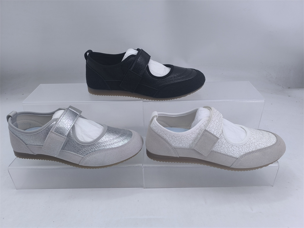 Woman Thin Shoes