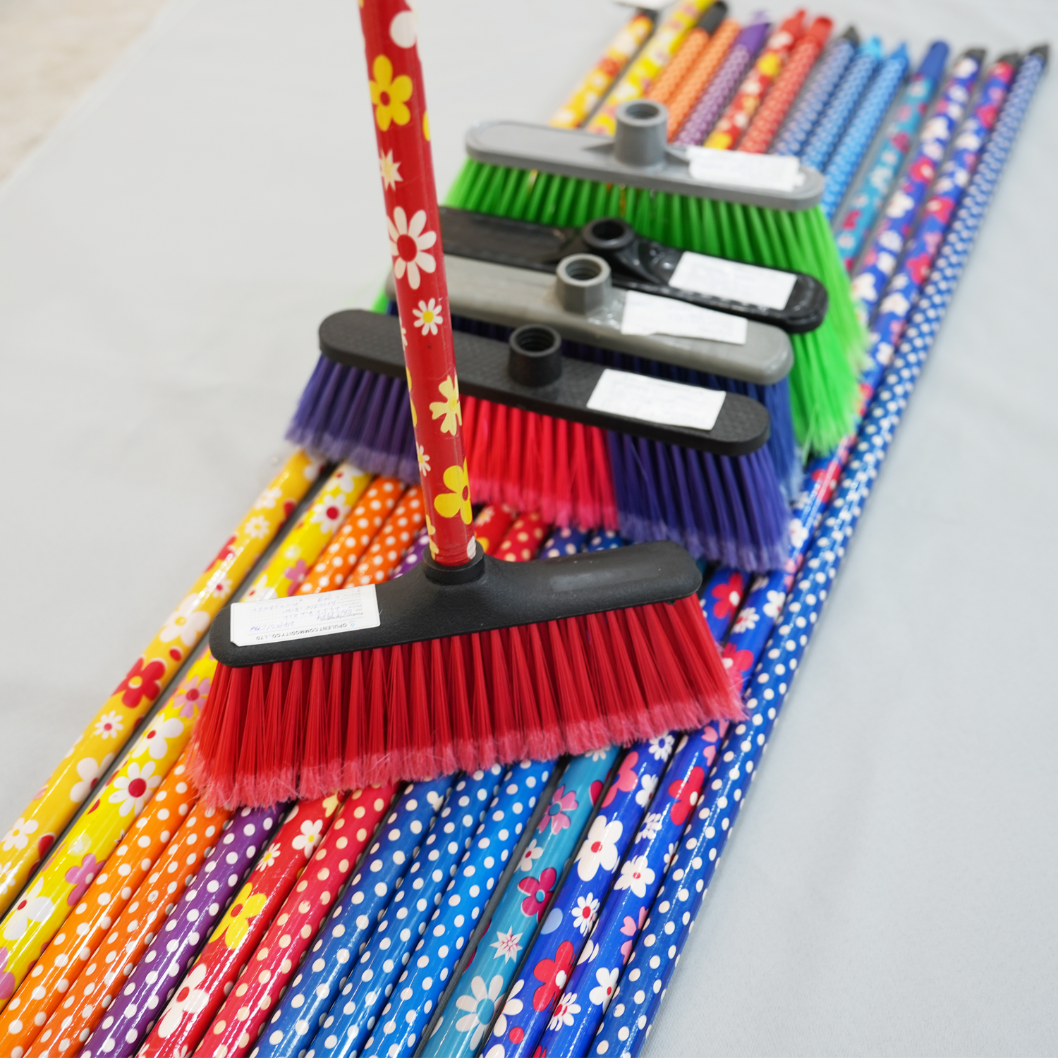 PVC coated wooden broom stick cheap and durable eucalyptus mop handle