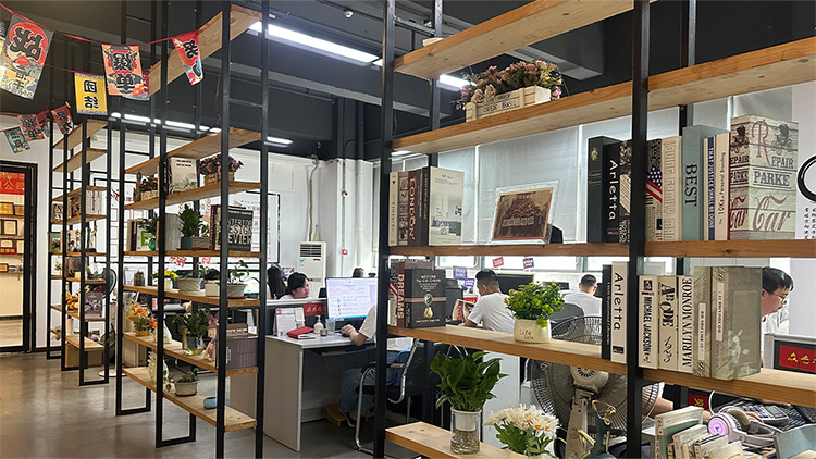 Zhongshan Meiyun Lighting & Decoration Co., Ltd. – night light 3