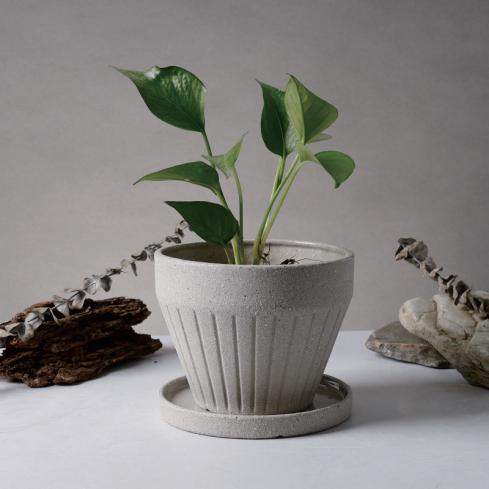 Vase, recycled ceramic