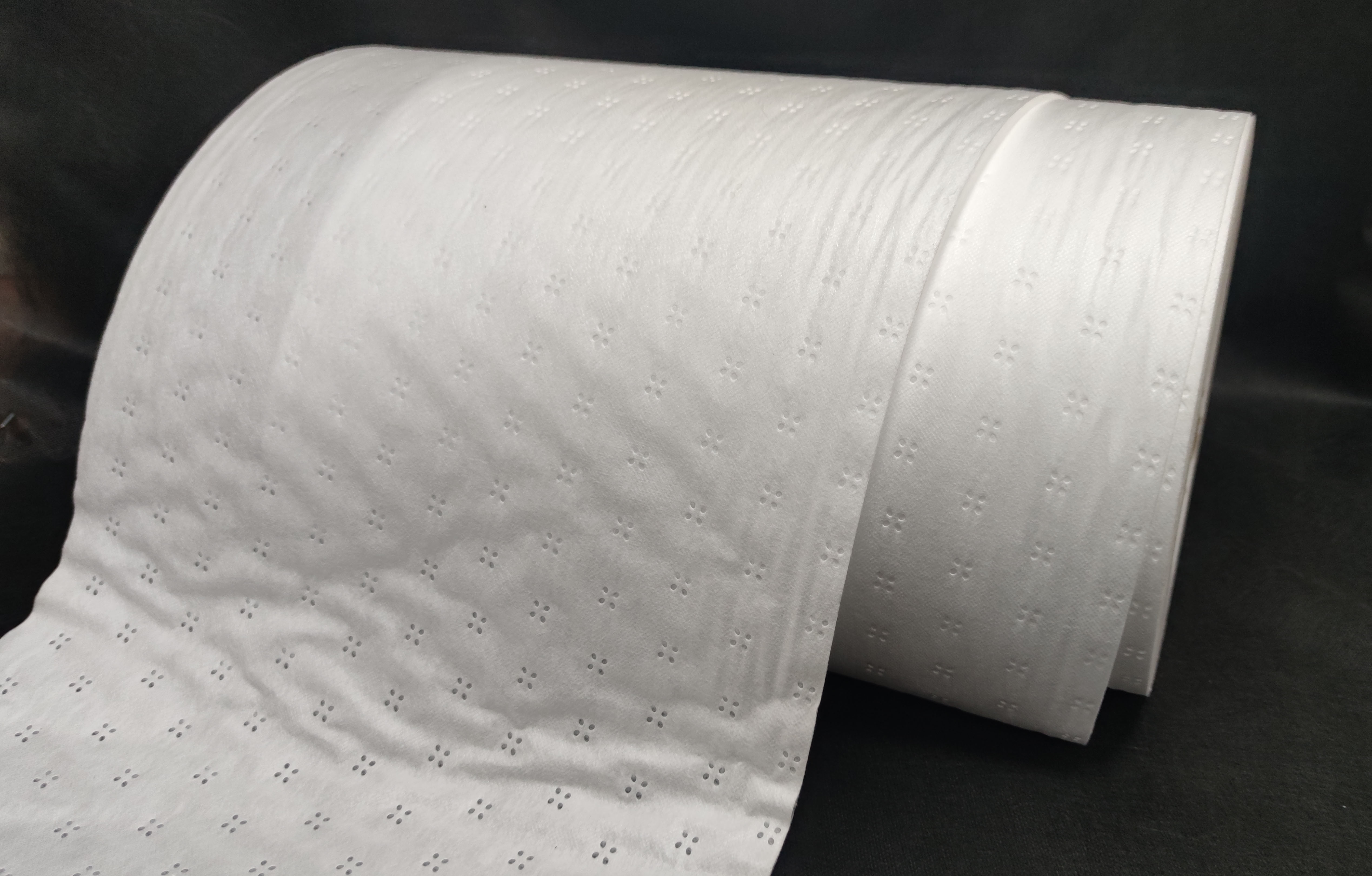 Soma Oil Absorbent Rolls Large Spill Coverage Floor Protection Economical Oil Only Polypropylene