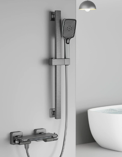 Wall-mounted shower head for bathtub