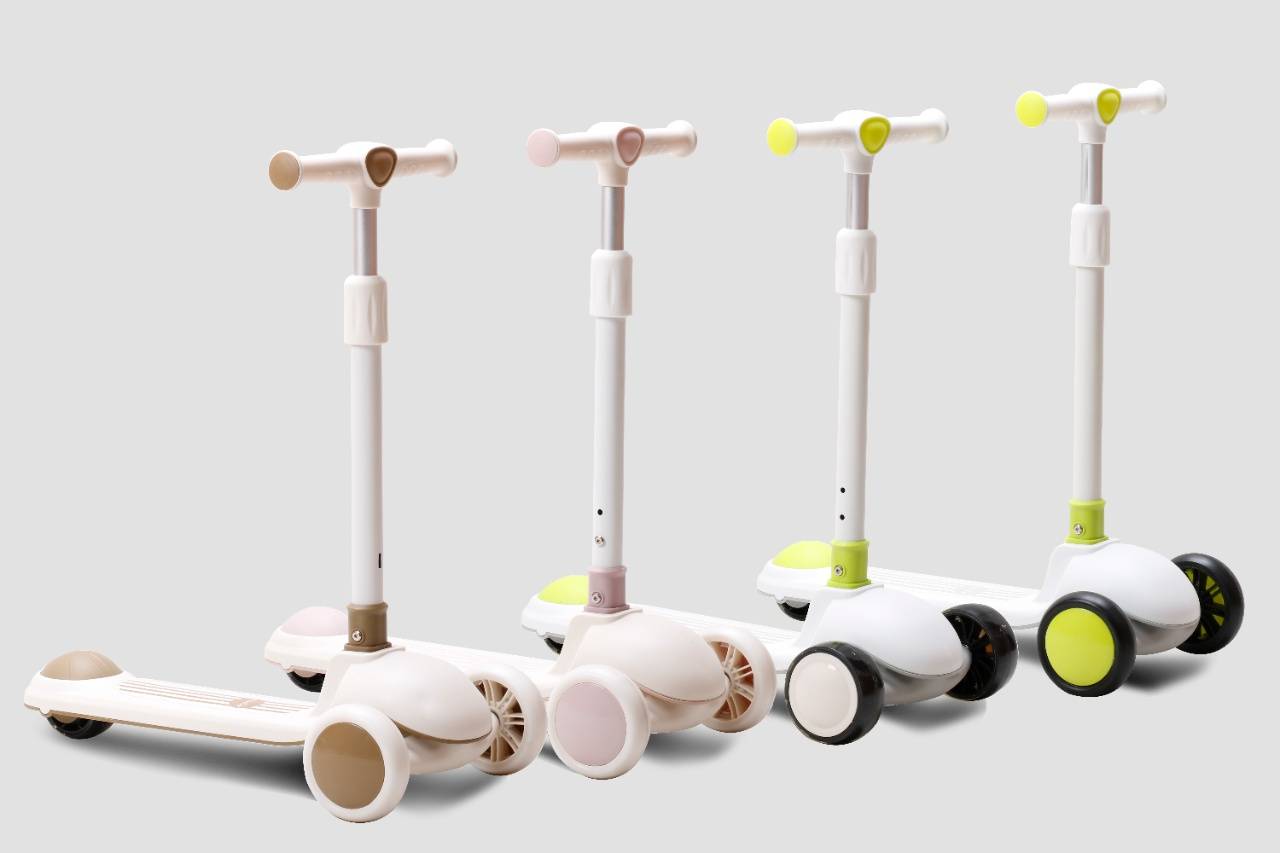 Lightweight kids scooter