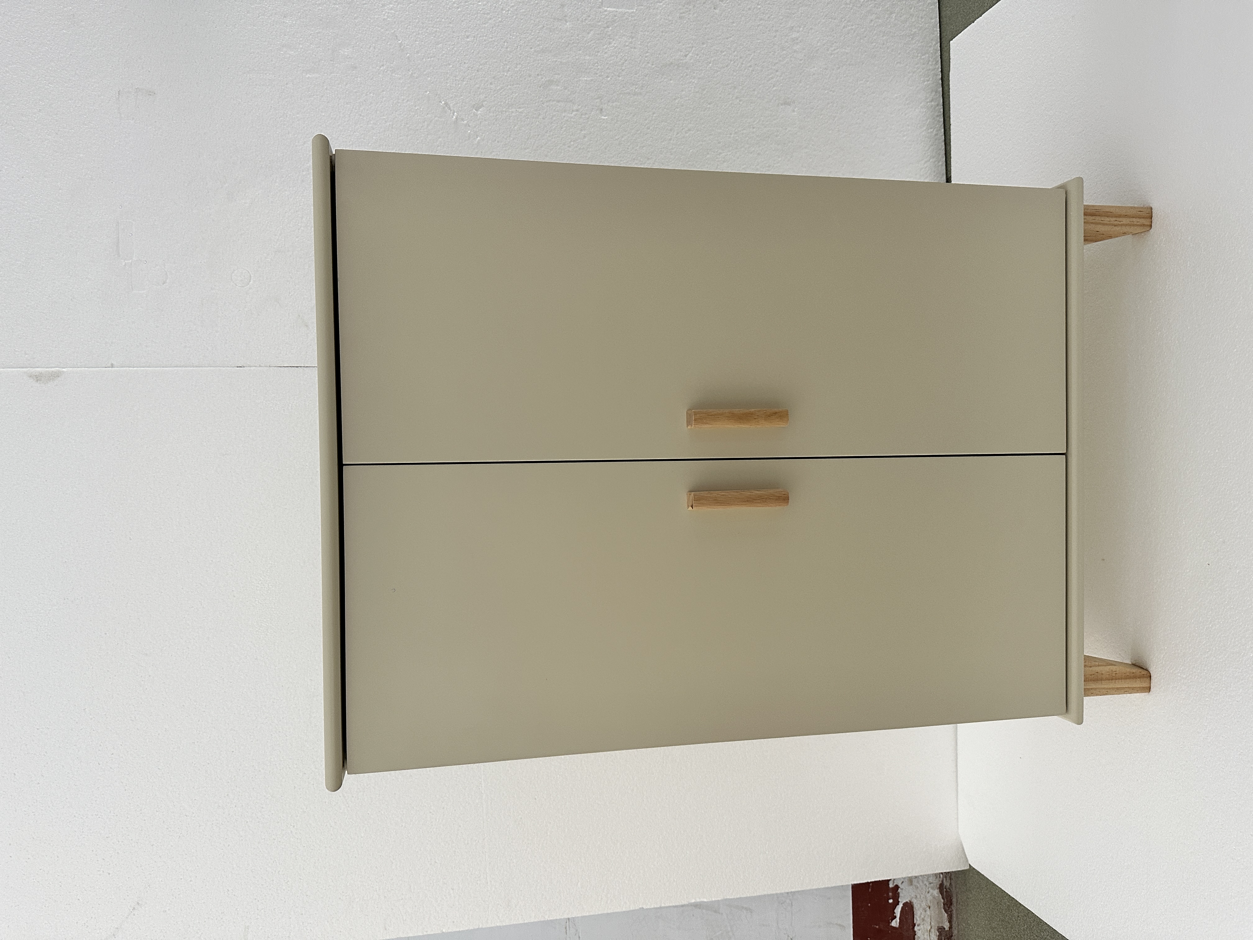 Solid wood dining cabinet, narrow storage cabinet, solid wood storage cabinet