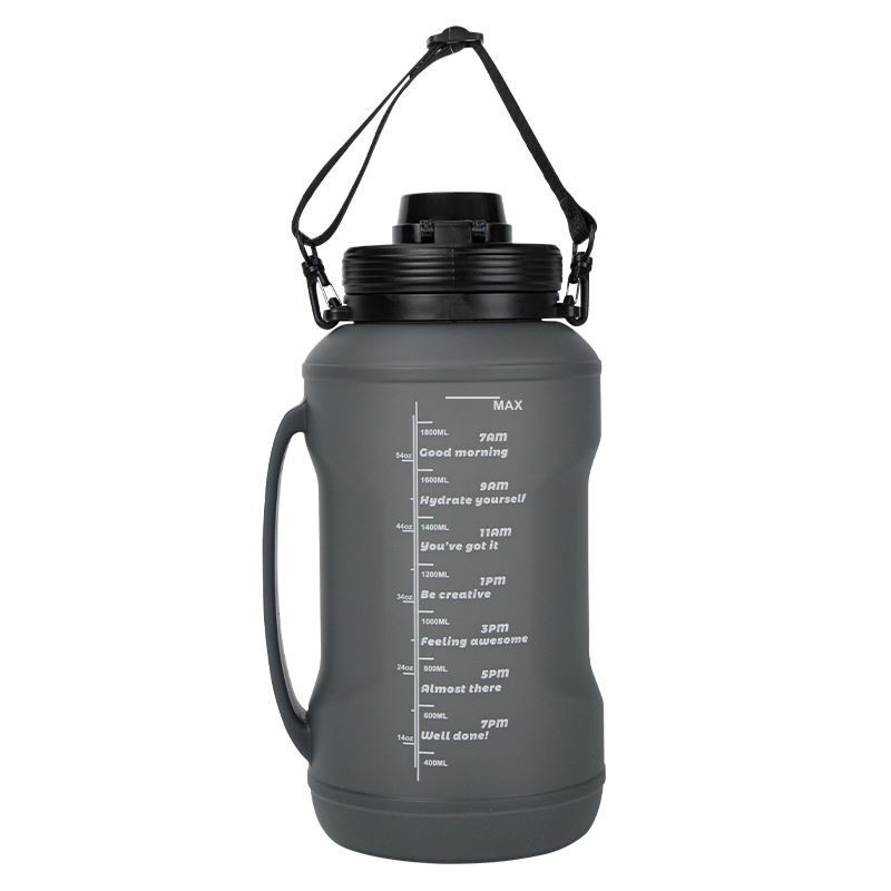 Bpa Free Bicycle Water Bottle Gym Water Bottles for Sports With Straw Botella De Agua De 2L