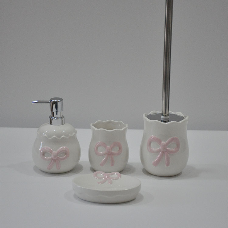 Wholesale Customized Hotel Bathroom Accessory Set Flowery Ceramic Bathroom Set