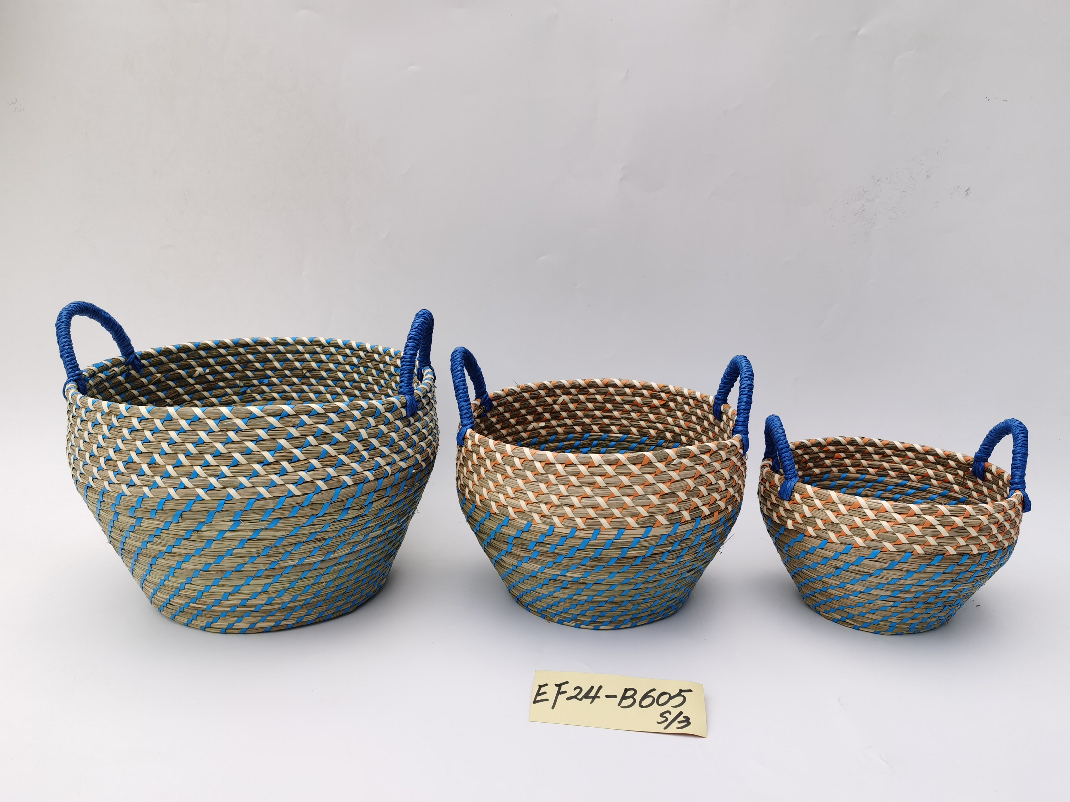 Straw-woven storage basket