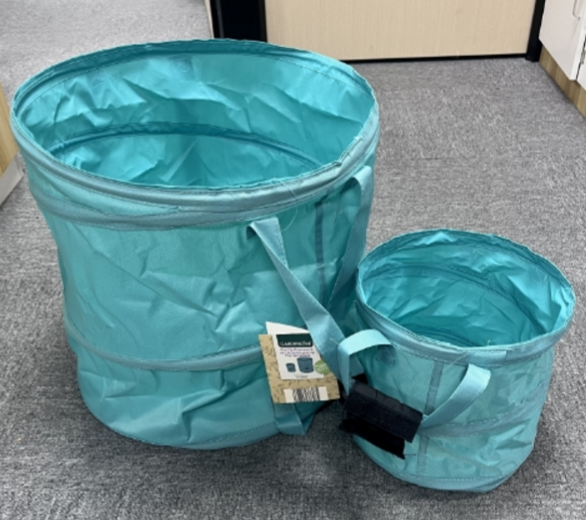Outdoor trash can