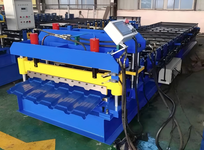 Glazed tile roll forming machine