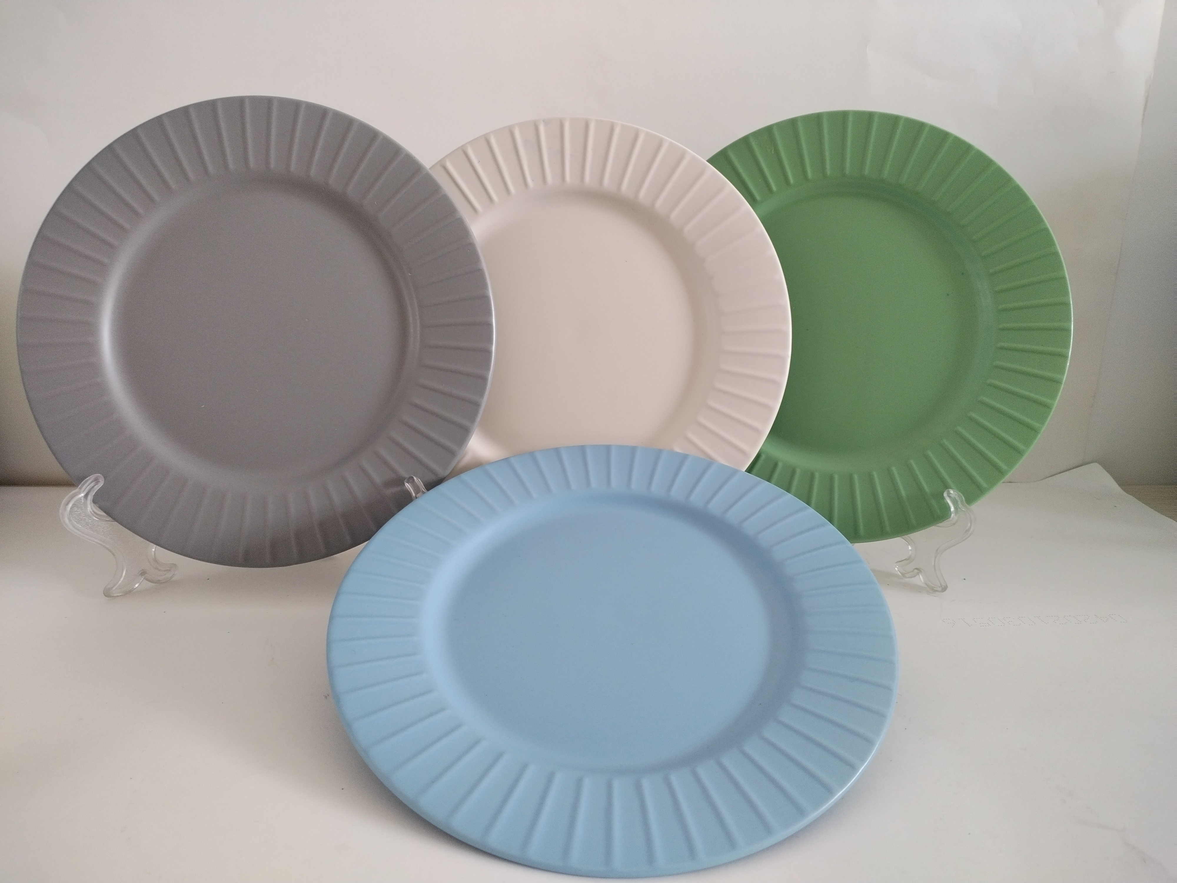 Ceramic plate