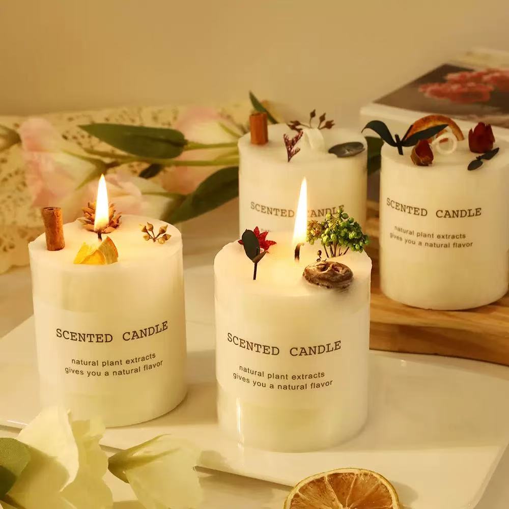 Dried Flower Candle