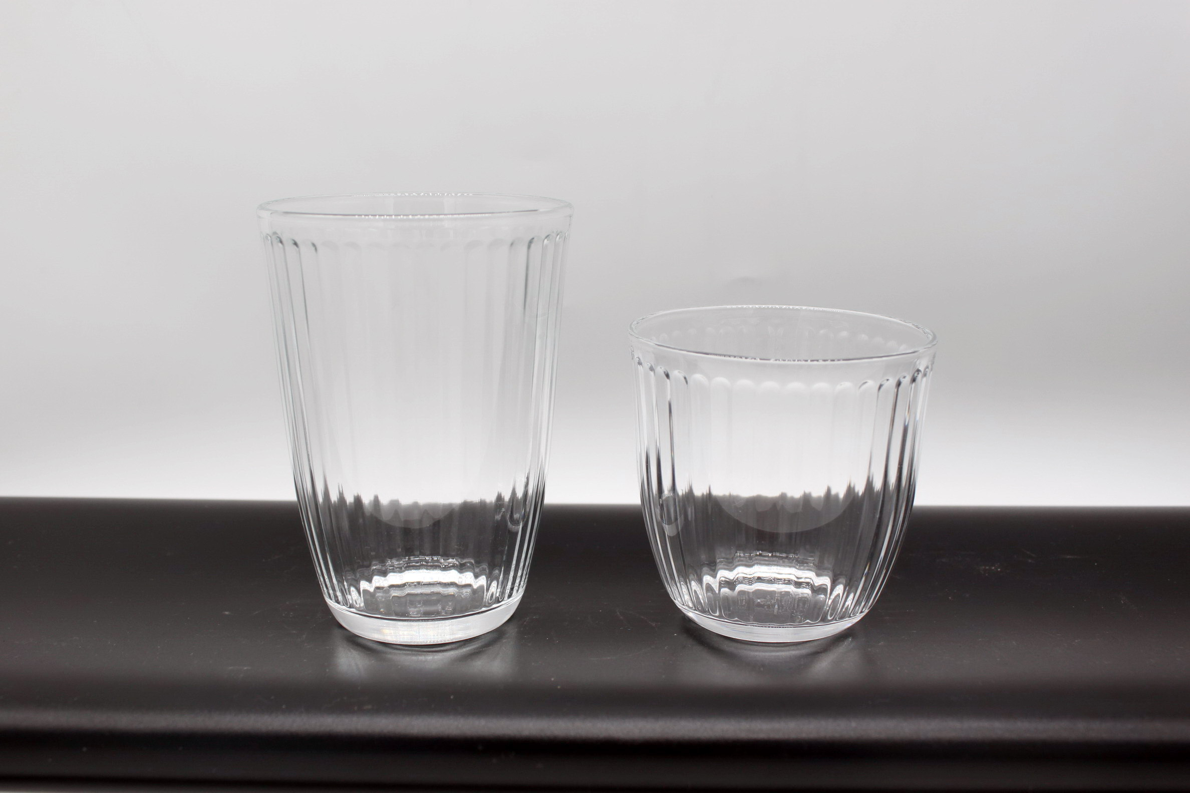 Glass cup